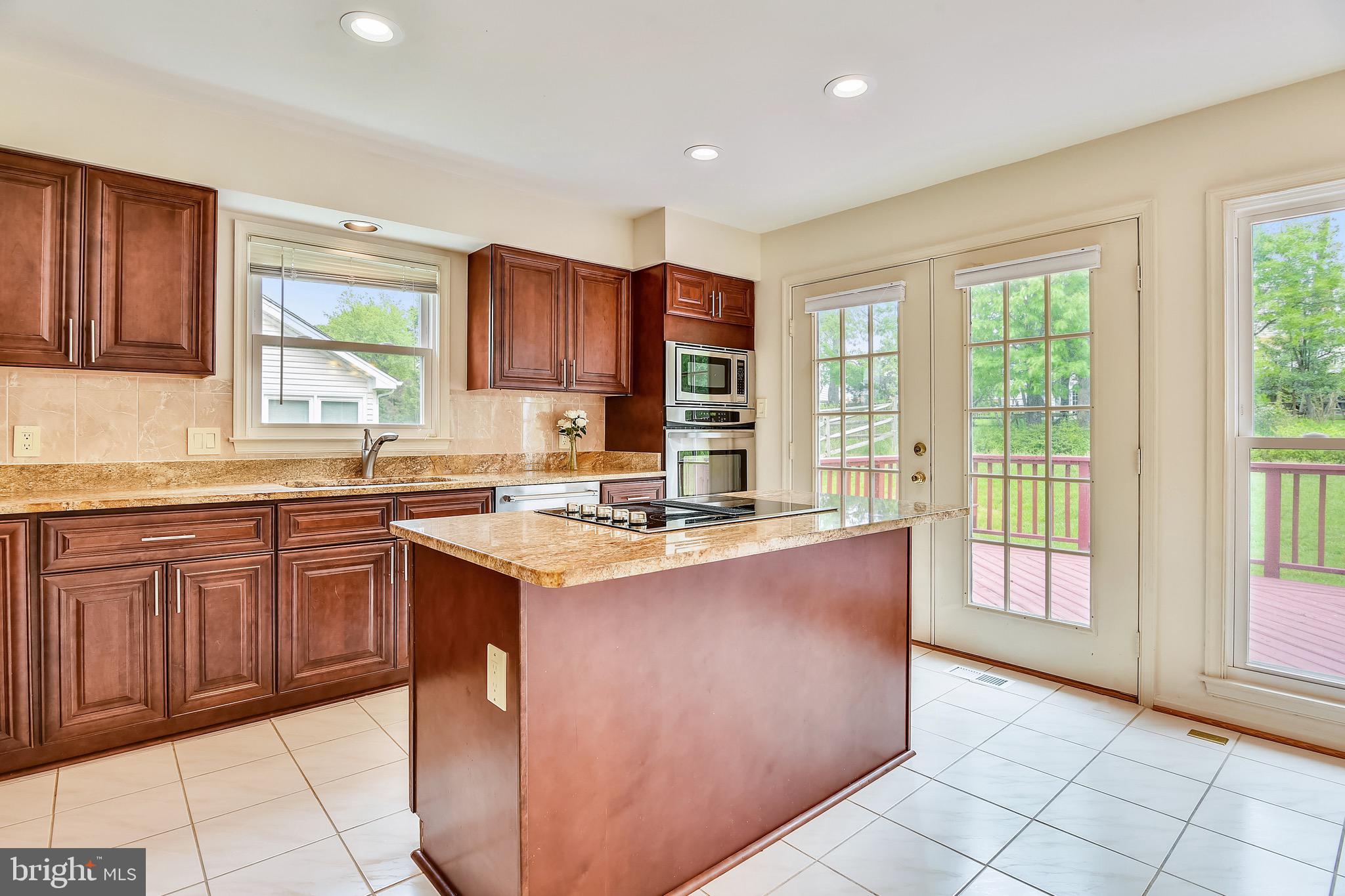 STONEBRIDGE - Residential