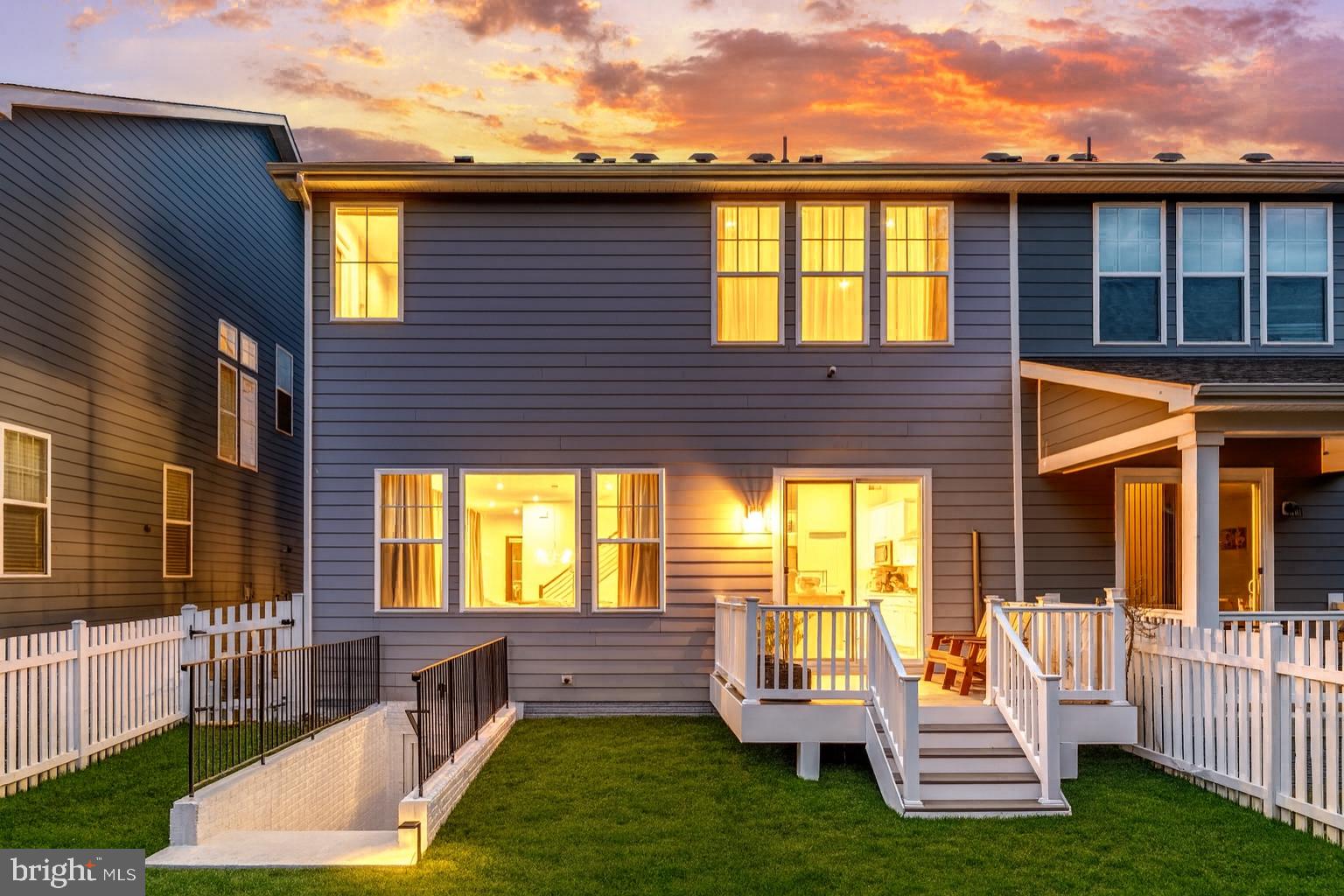 POTOMAC SHORES - Residential