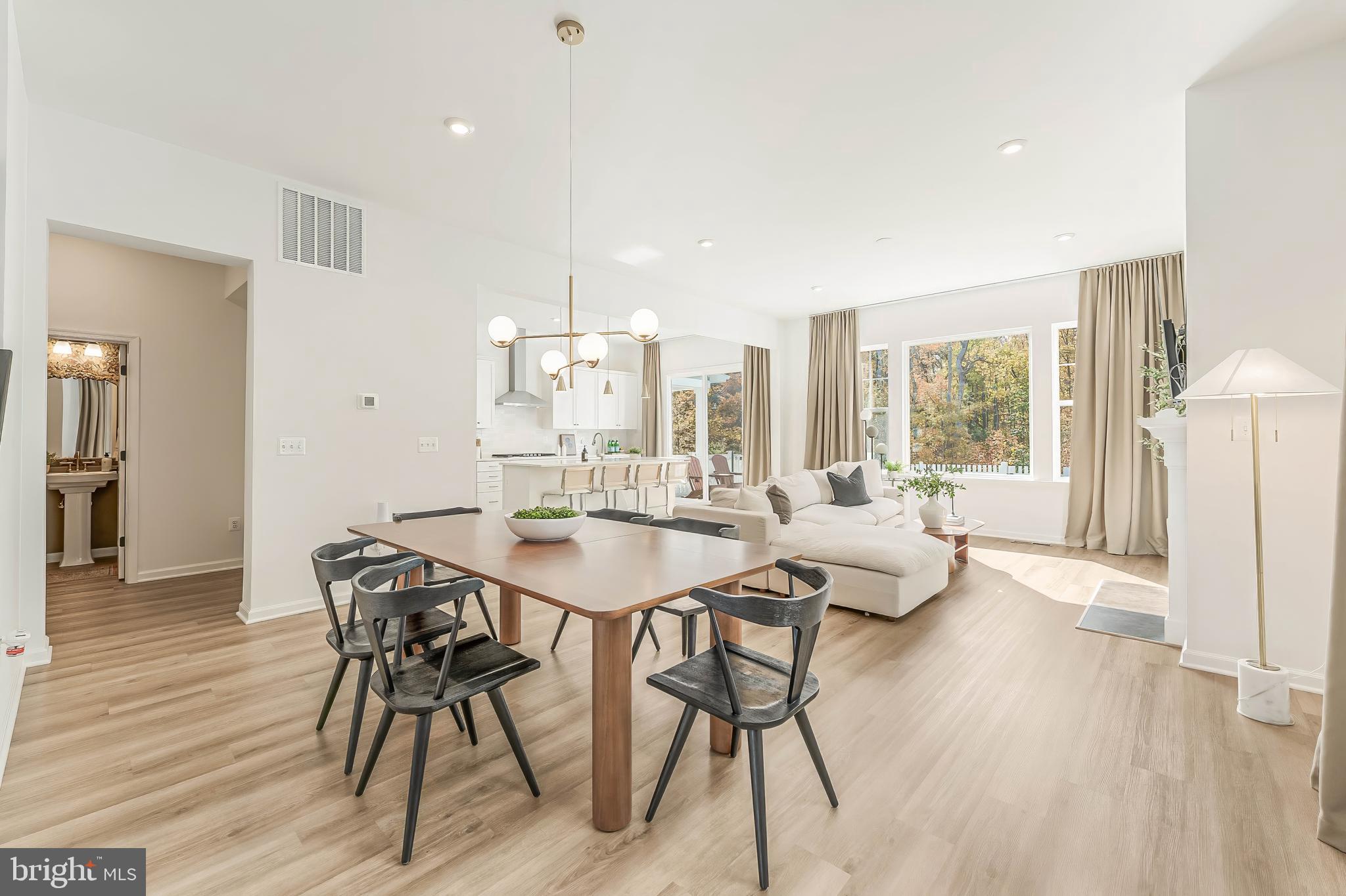 POTOMAC SHORES - Residential