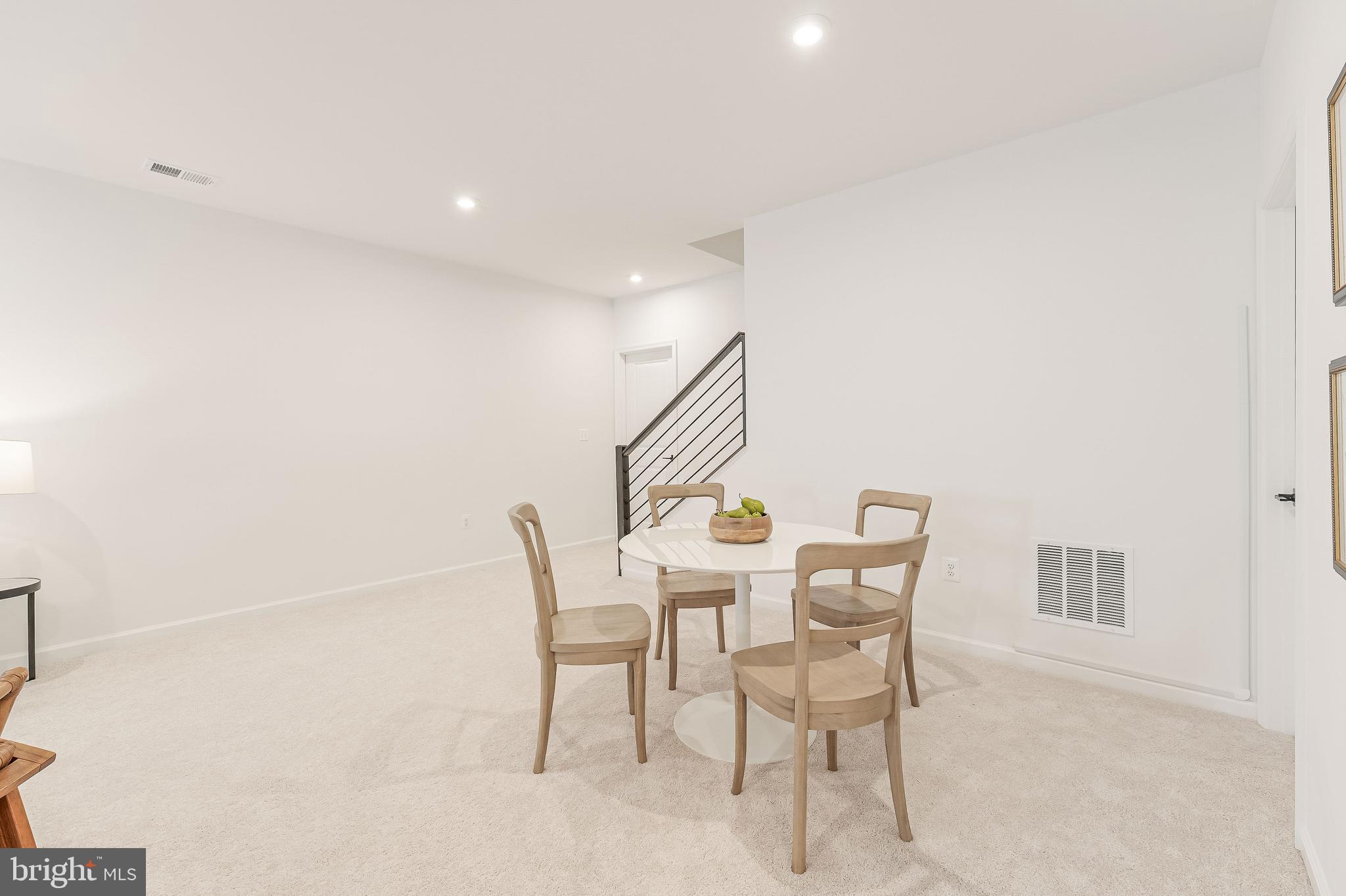 POTOMAC SHORES - Residential