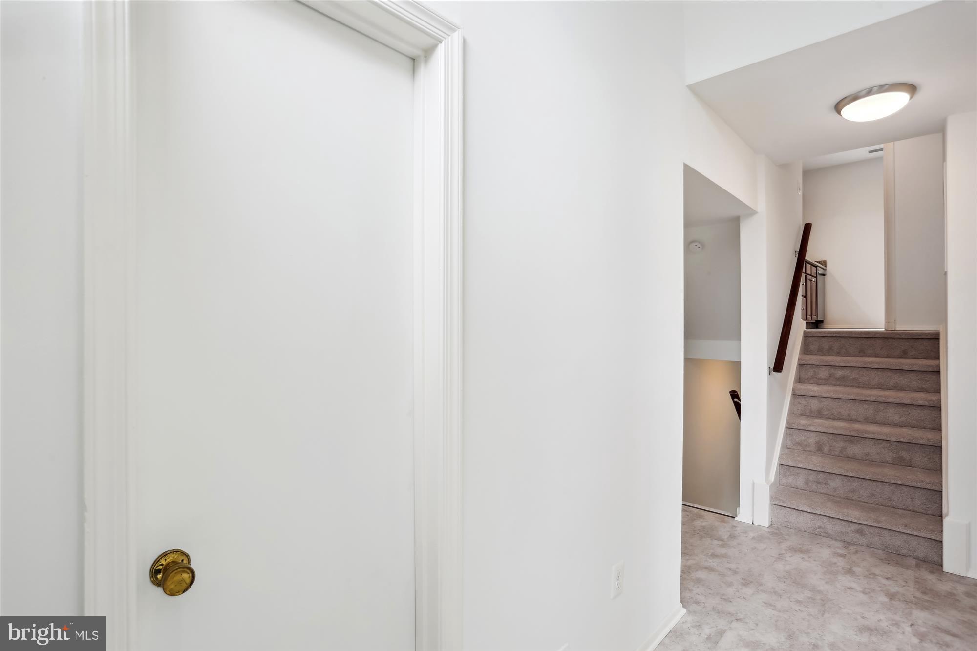 MILL CREEK TOWNE - Residential