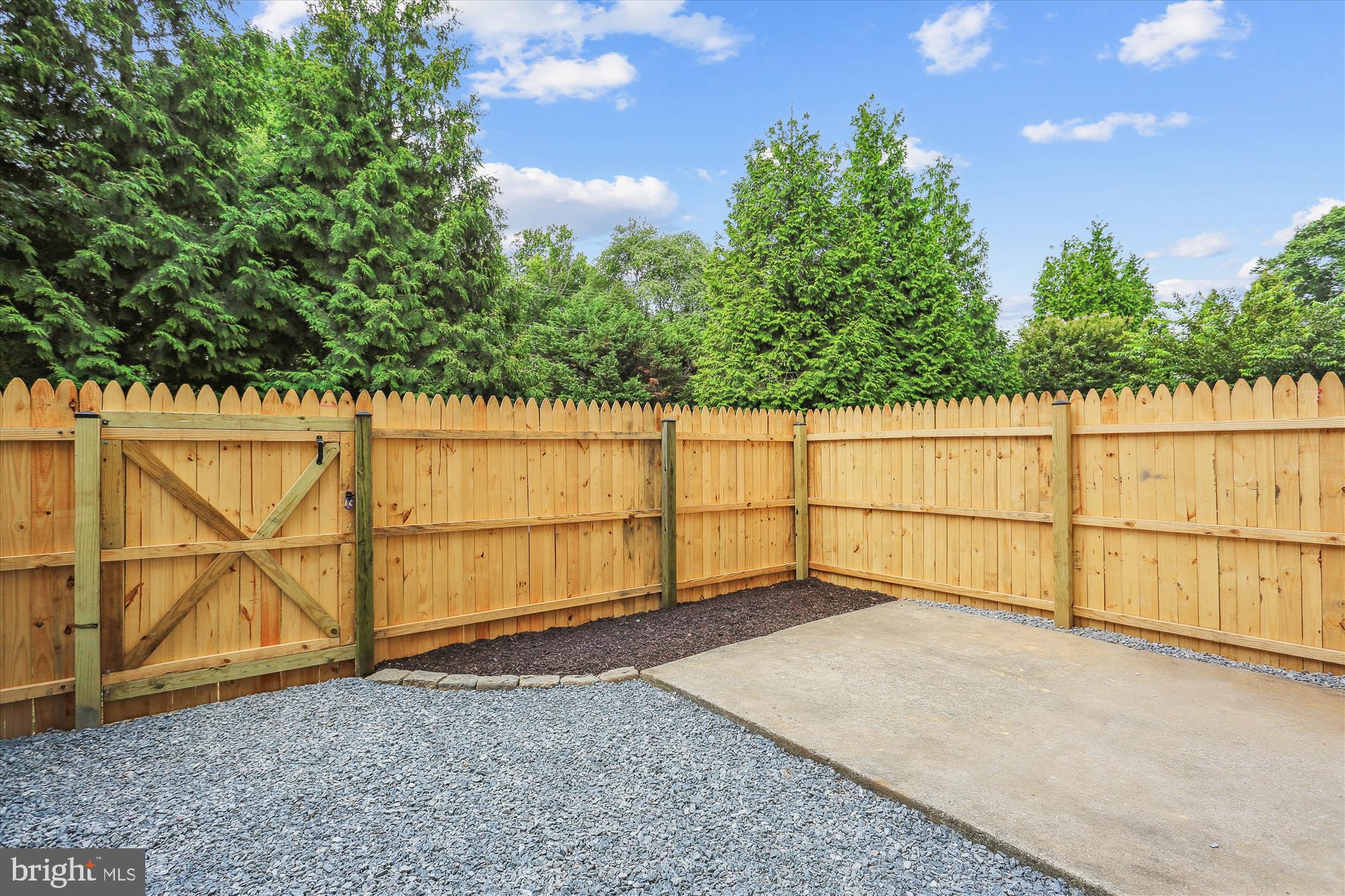 MILL CREEK TOWNE - Residential