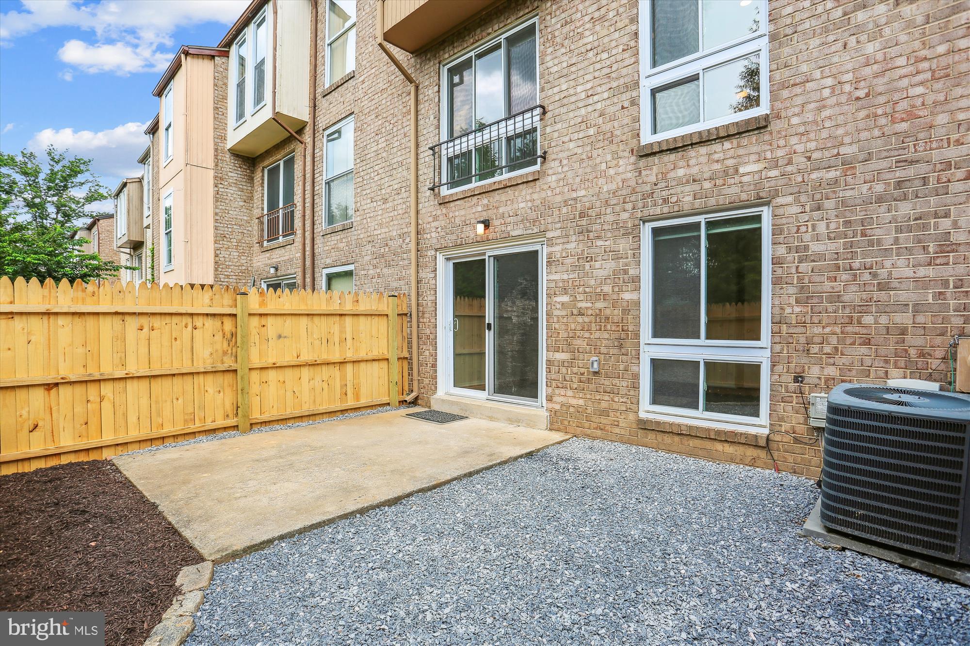 MILL CREEK TOWNE - Residential