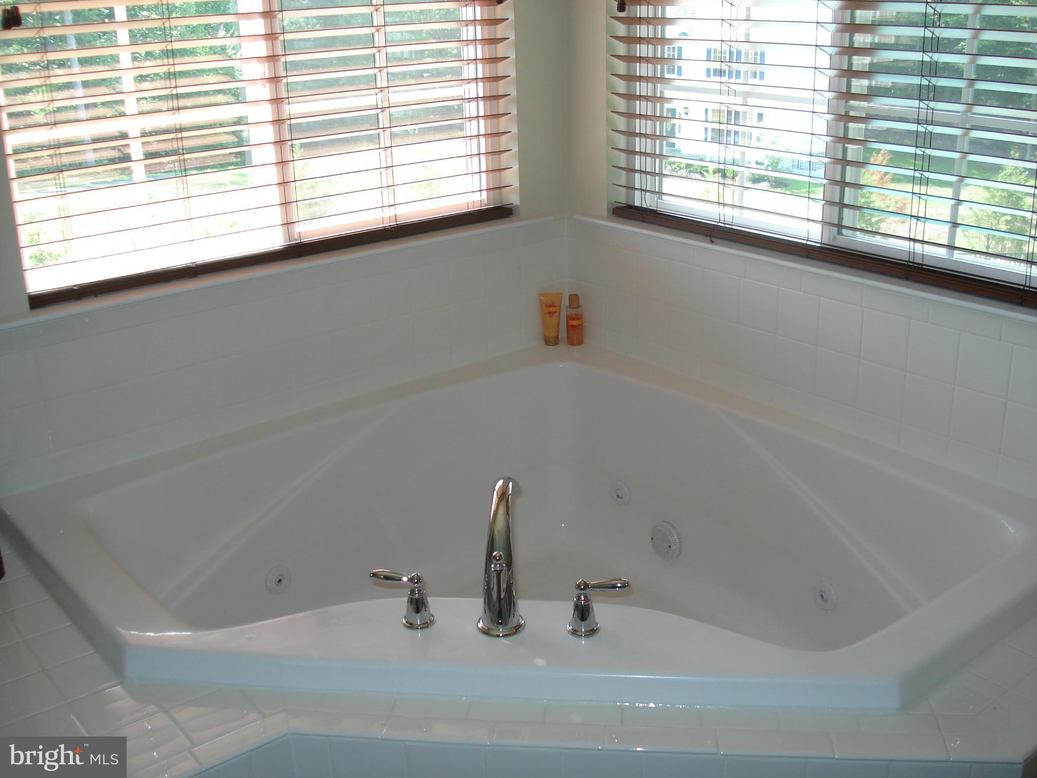 BEN OAKS - Residential Lease