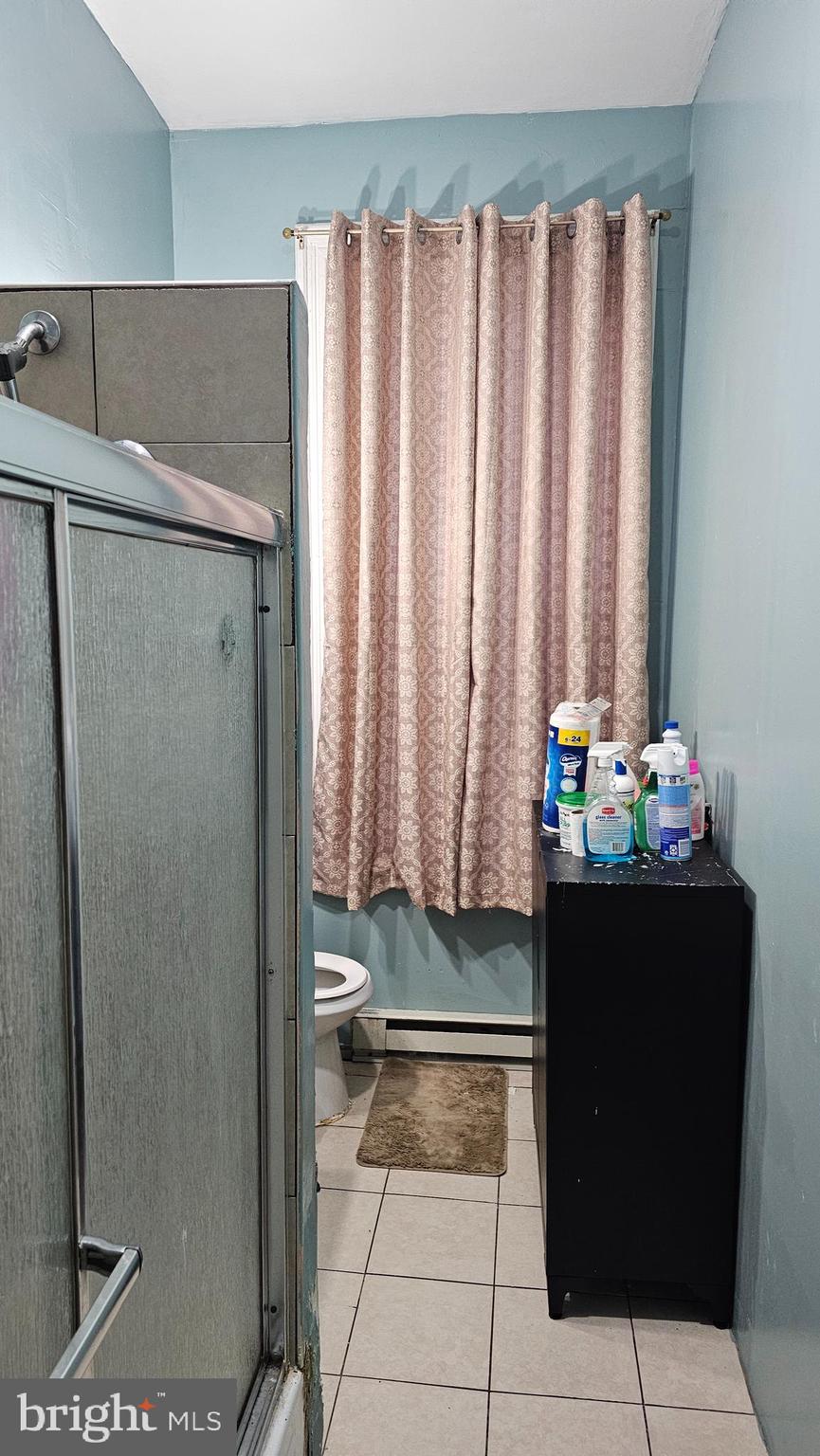 EAST KENSINGTON - Commercial Sale