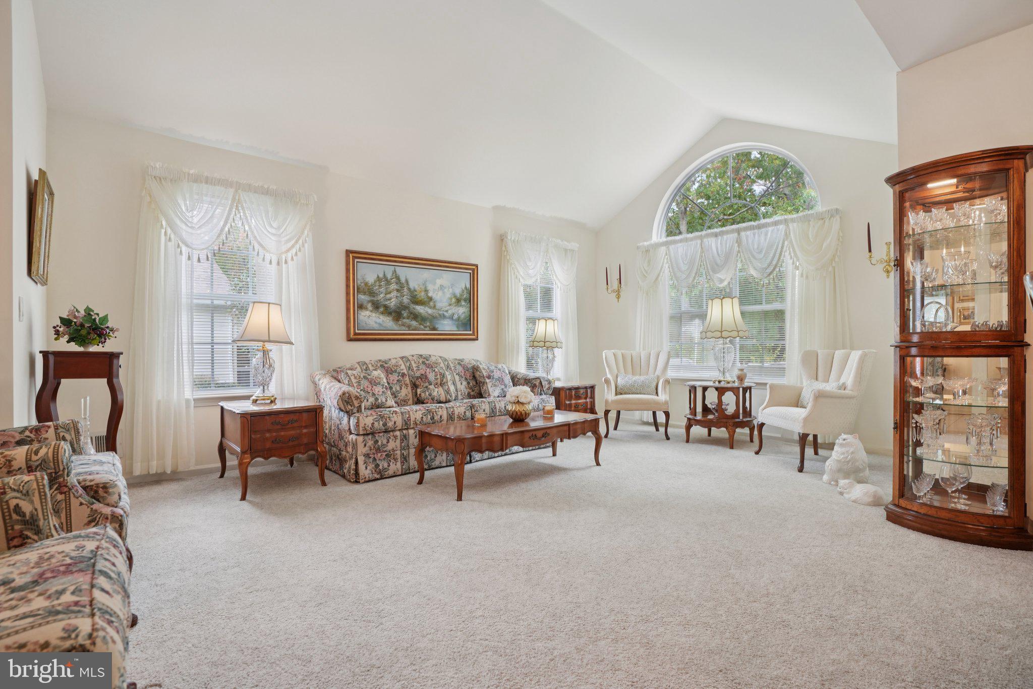 2703 MEADOW LAKE DRIVE