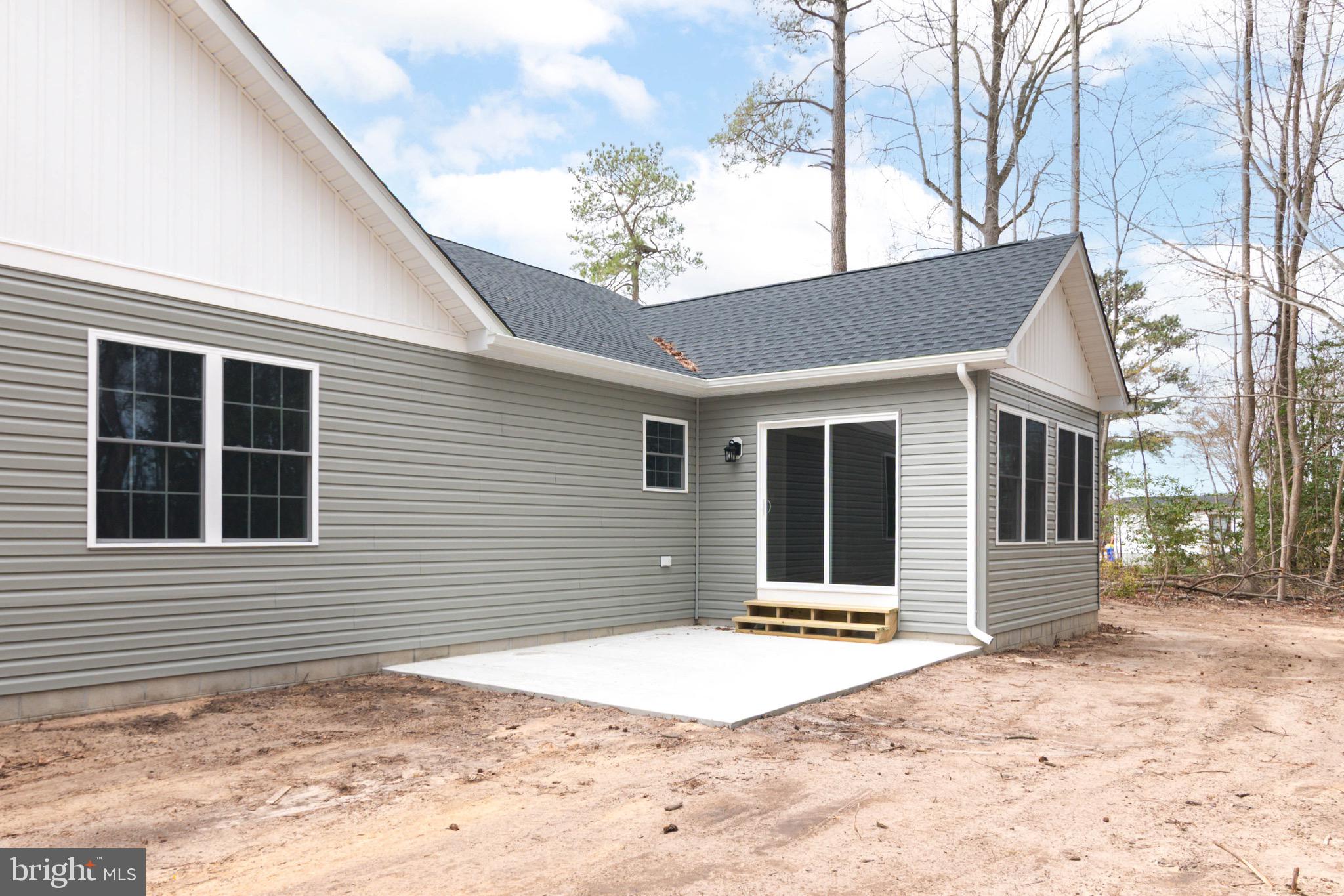 CEDAR CREEK - Residential