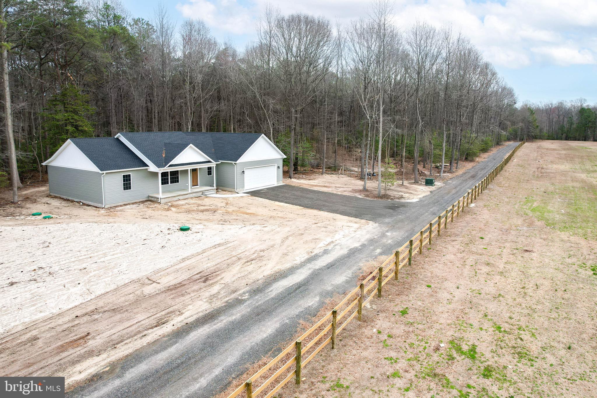 CEDAR CREEK - Residential