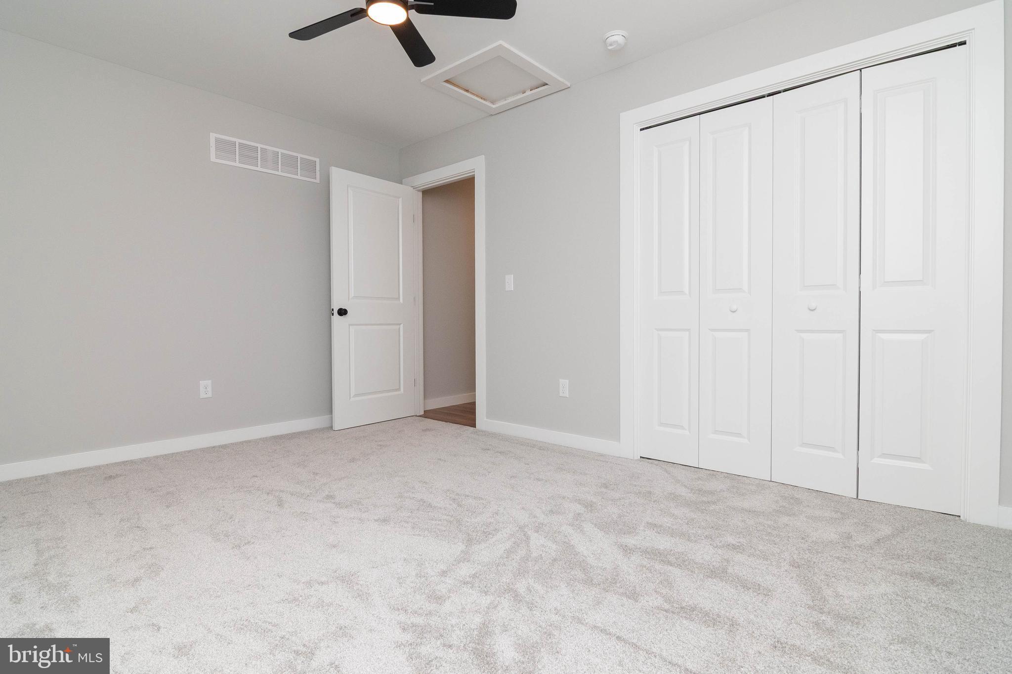 CEDAR CREEK - Residential