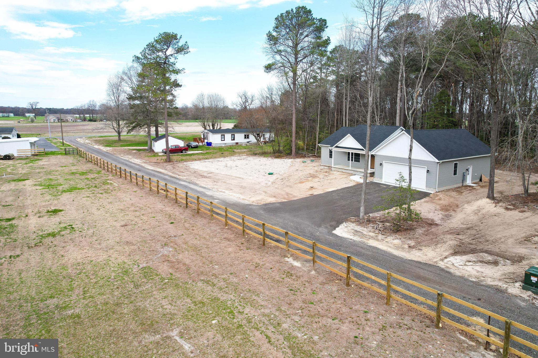 CEDAR CREEK - Residential