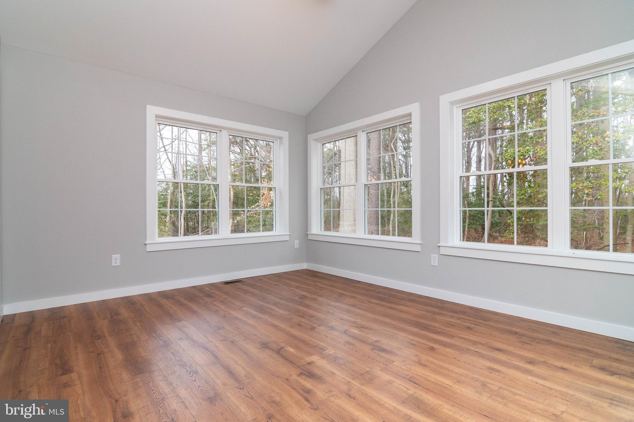 CEDAR CREEK - Residential