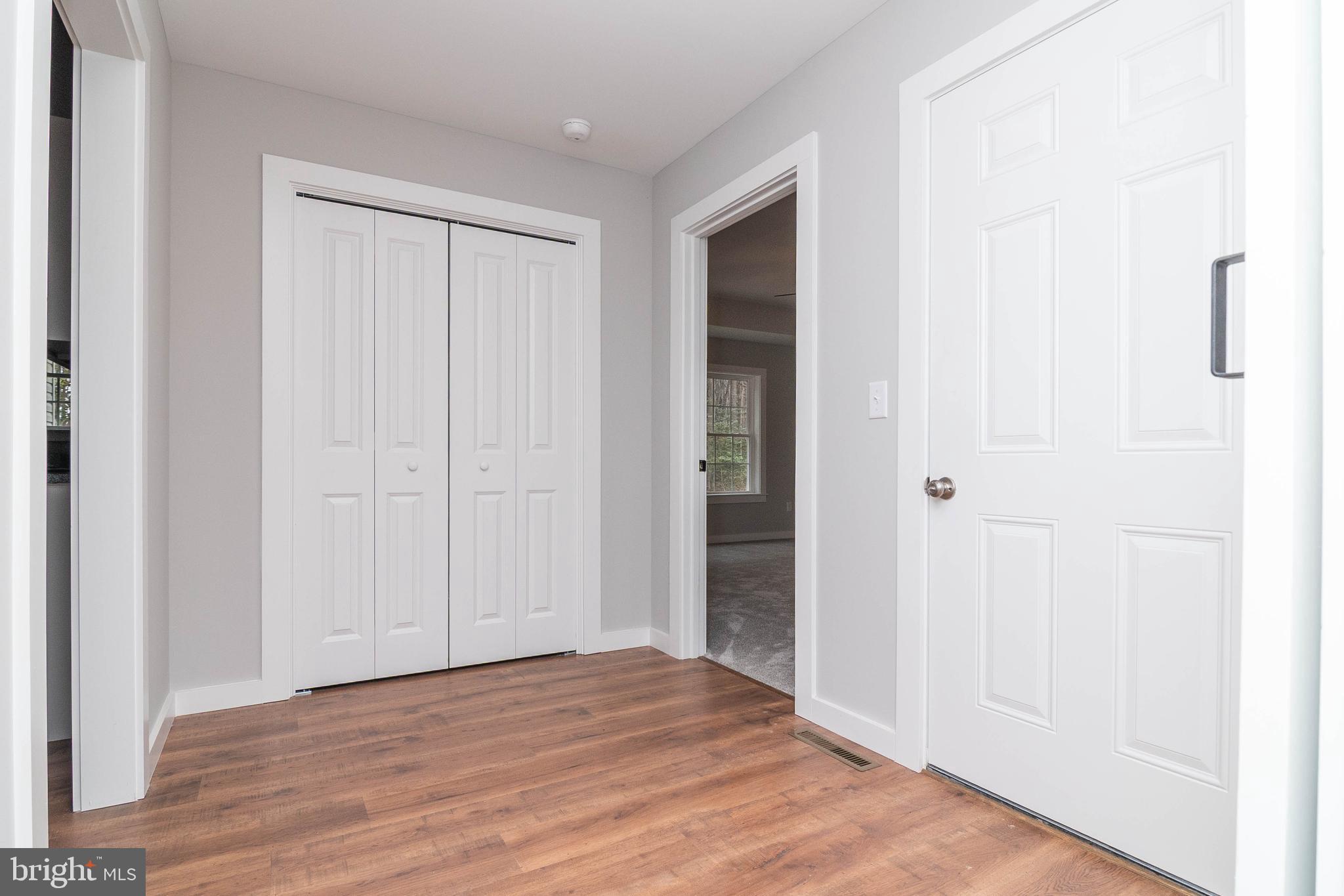 CEDAR CREEK - Residential