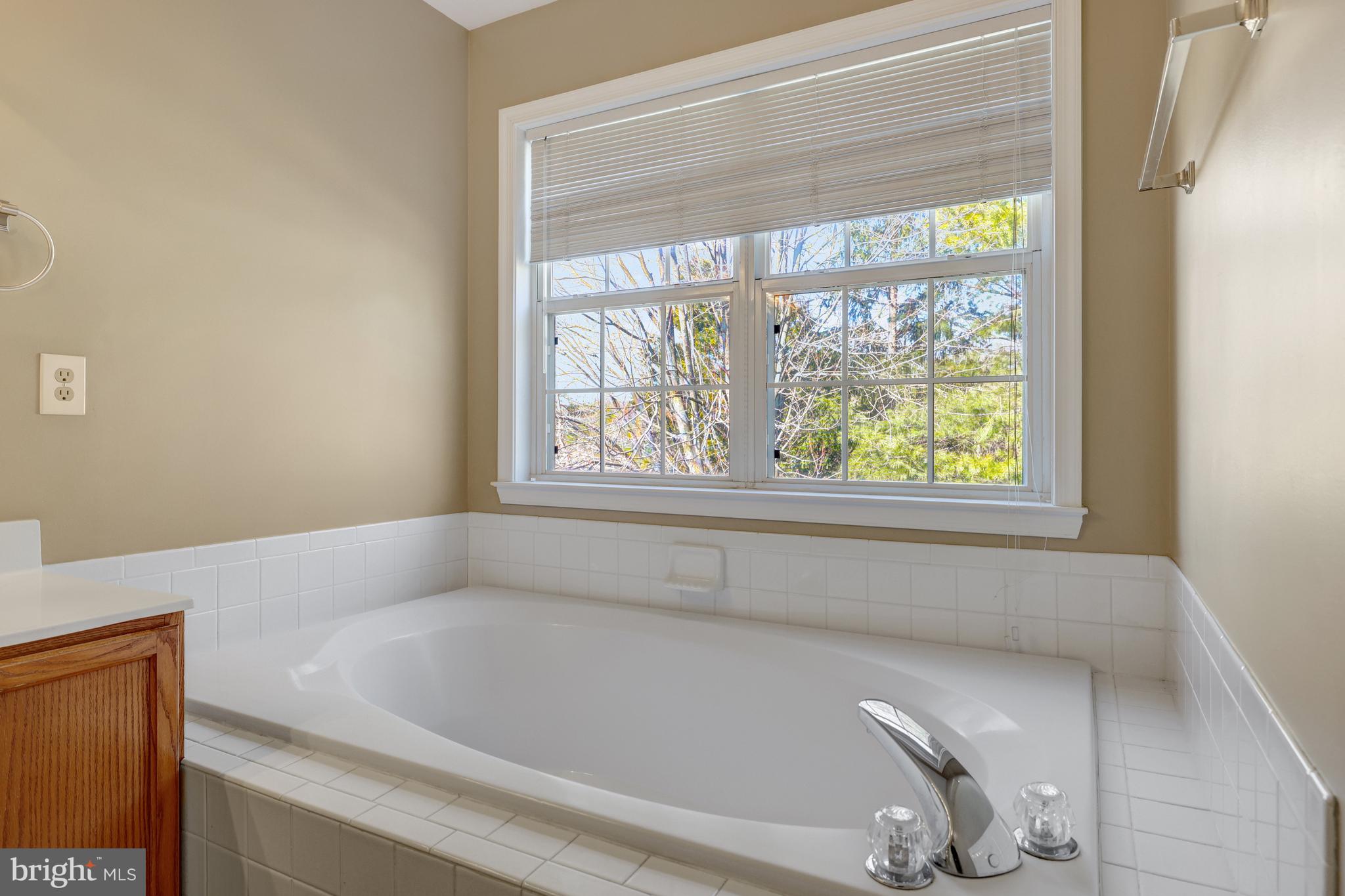 POLO FIELDS - Residential Lease