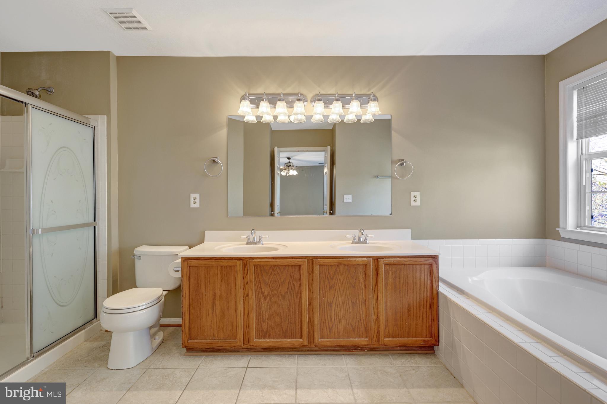 POLO FIELDS - Residential Lease