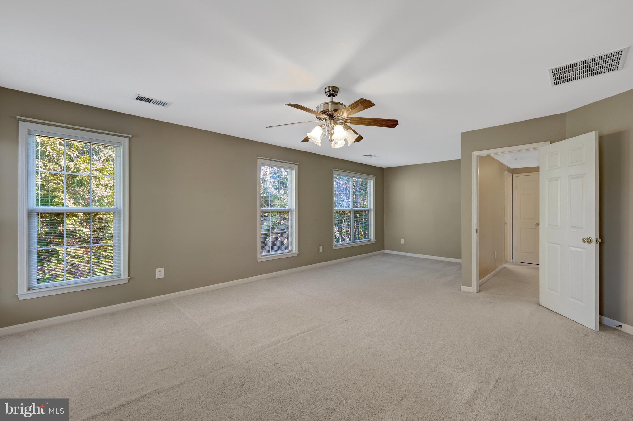 POLO FIELDS - Residential Lease