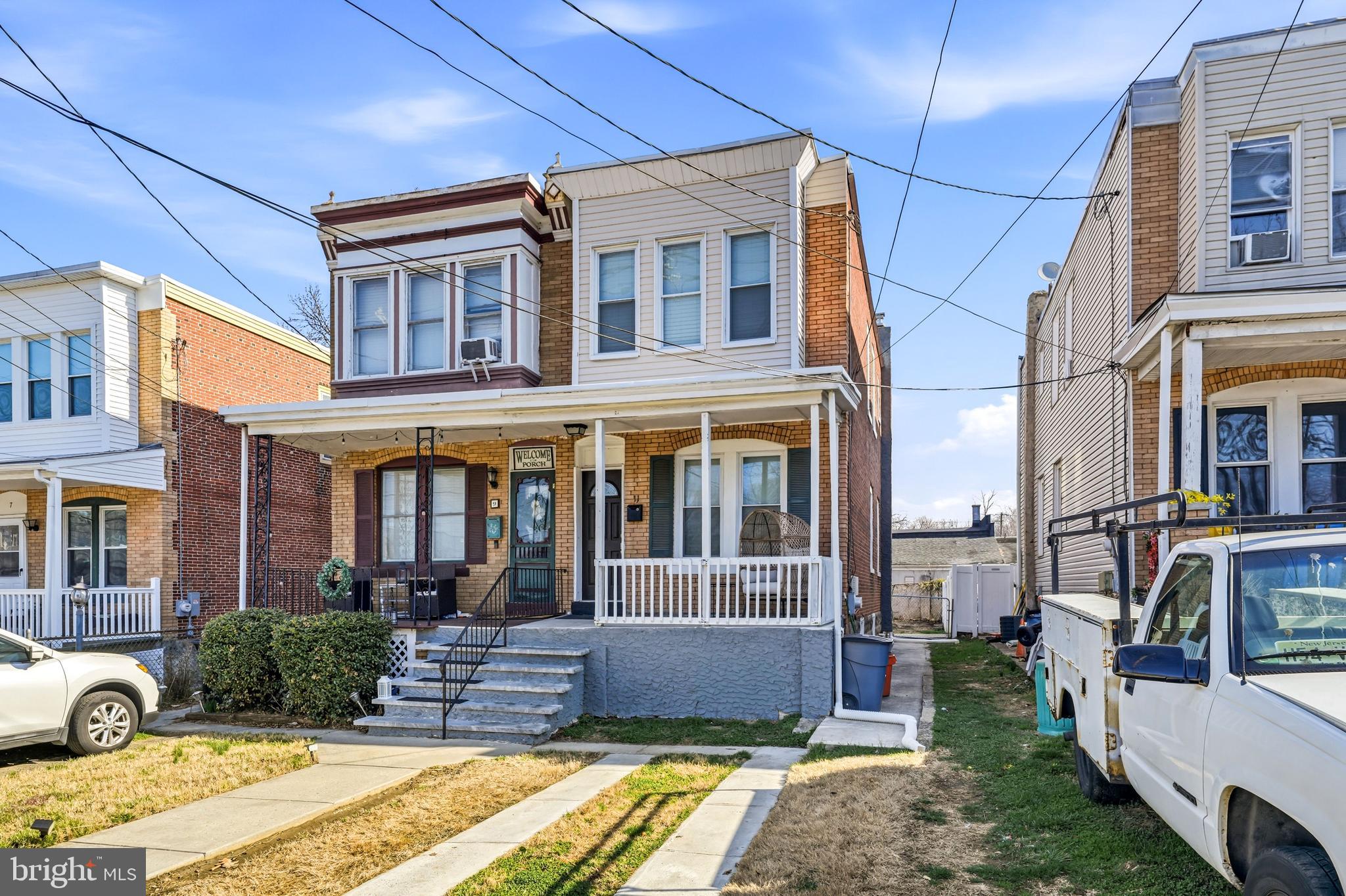 11 E ATLANTIC AVENUE