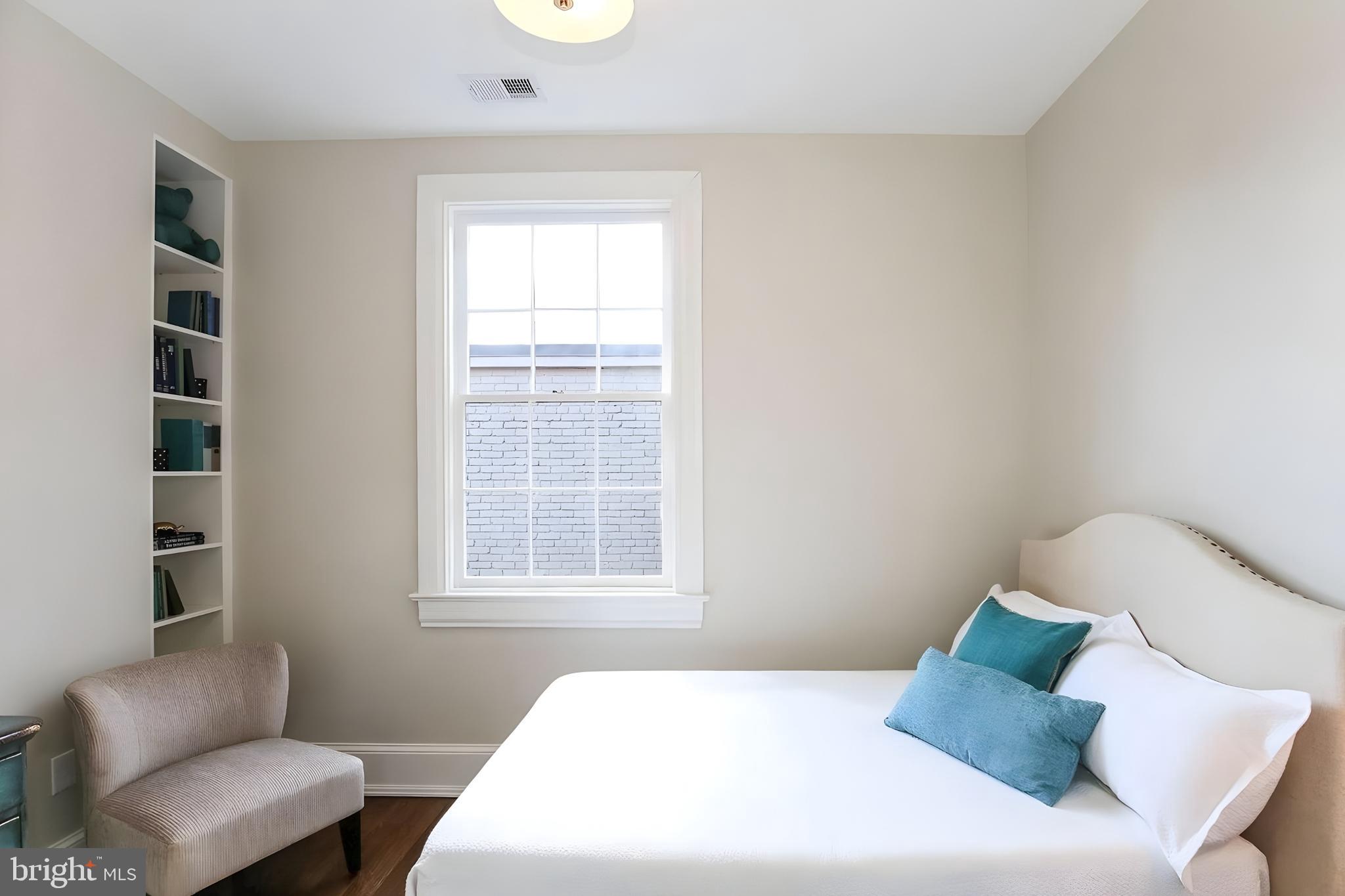 GEORGETOWN - Residential