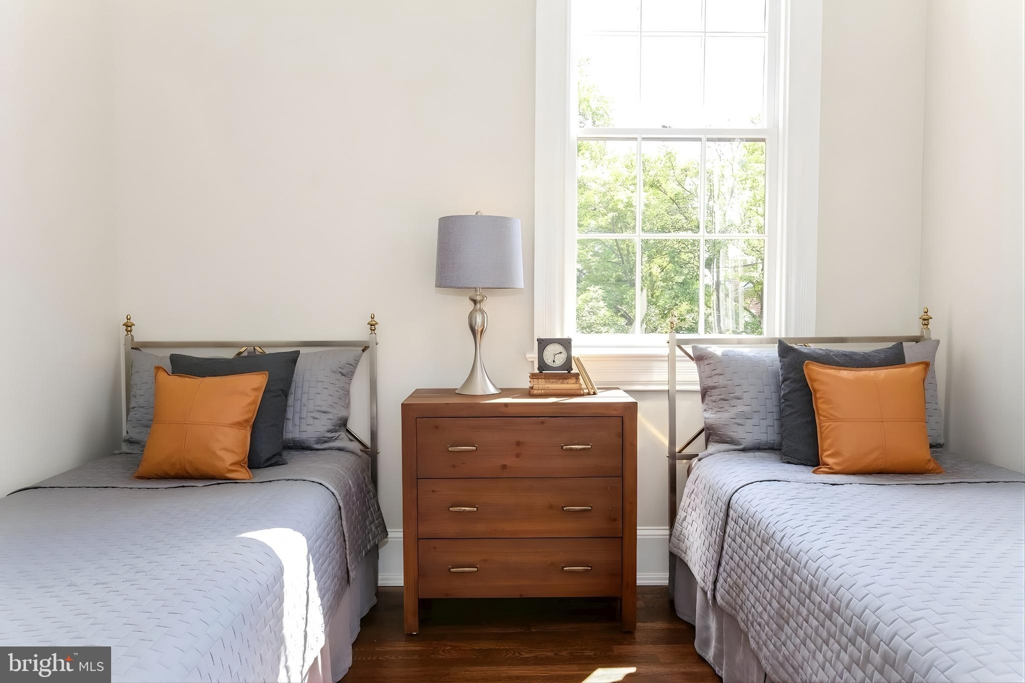 GEORGETOWN - Residential