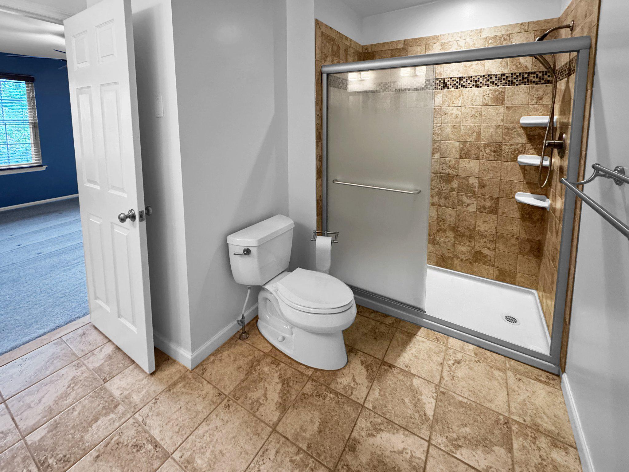 JAMESTOWN VIL - Residential