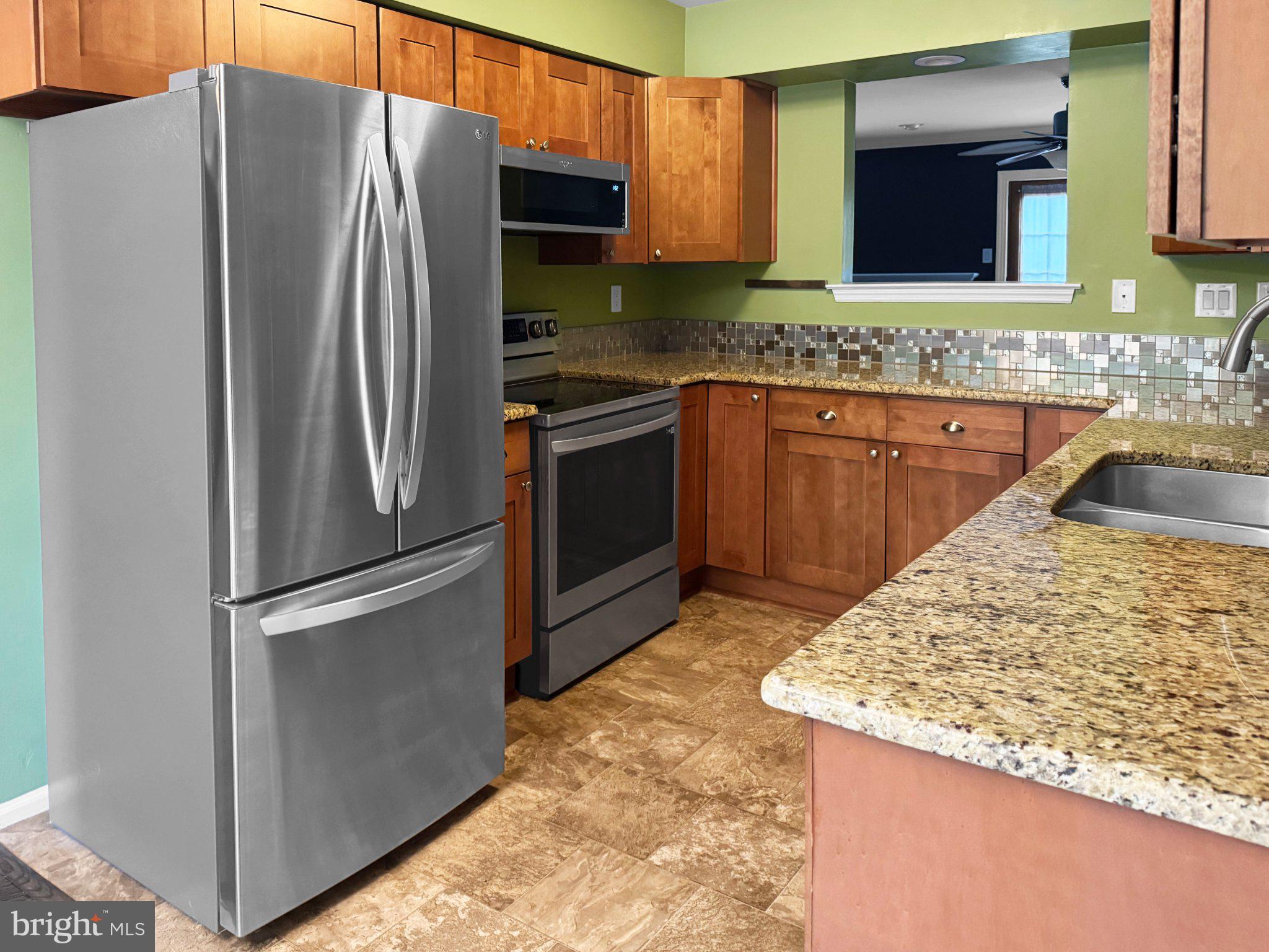 JAMESTOWN VIL - Residential