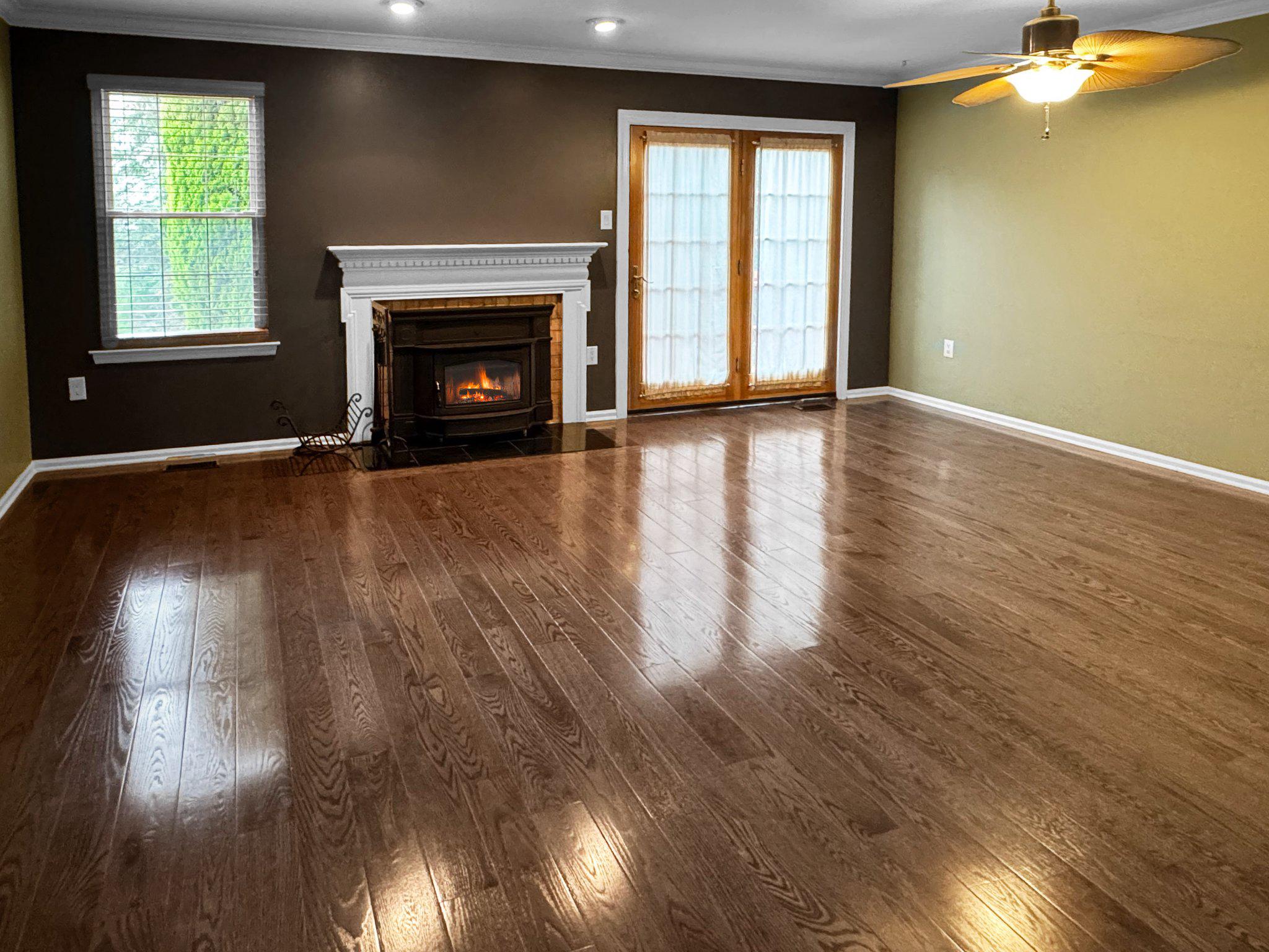 JAMESTOWN VIL - Residential