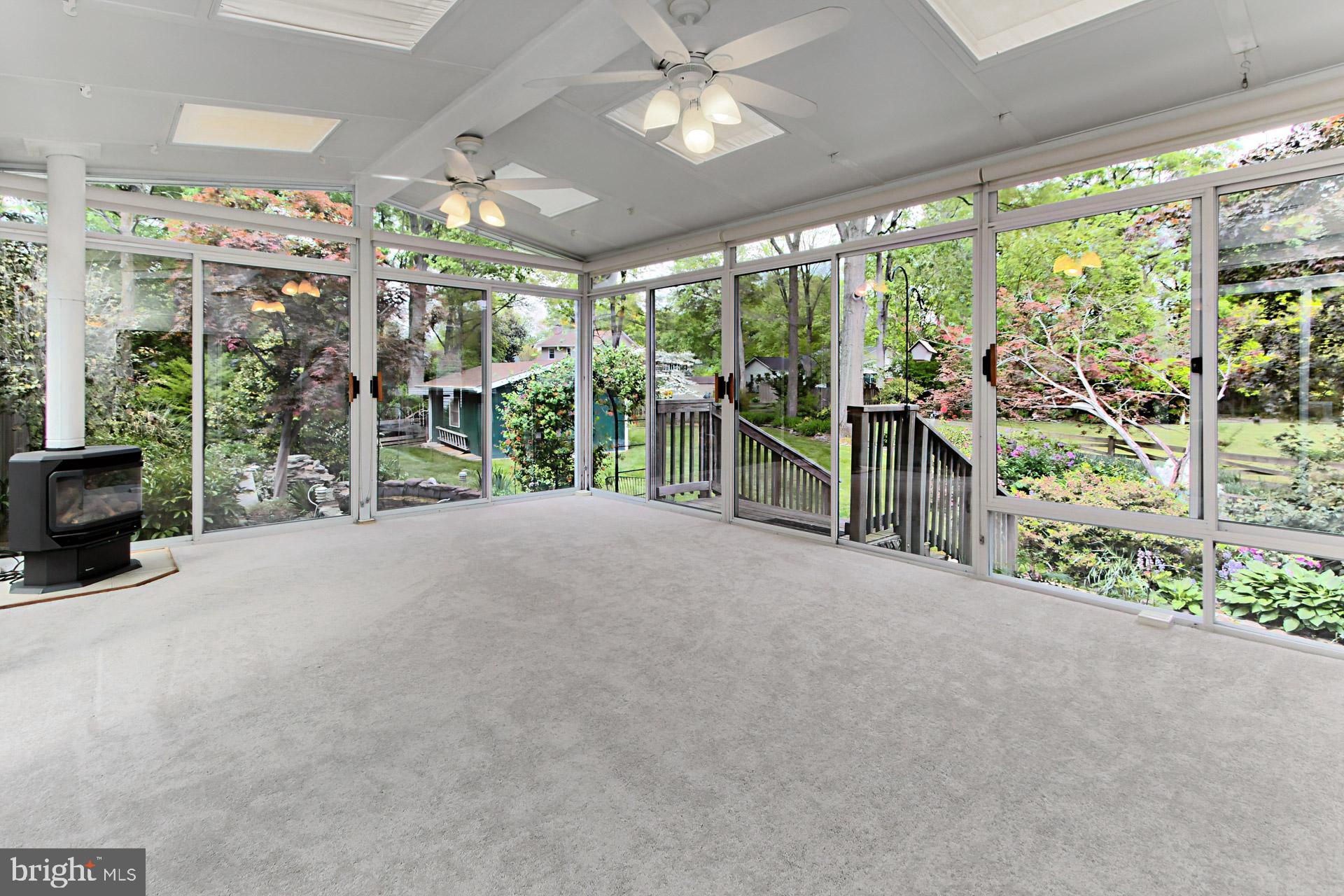 MOUNT VERNON MANOR - Residential