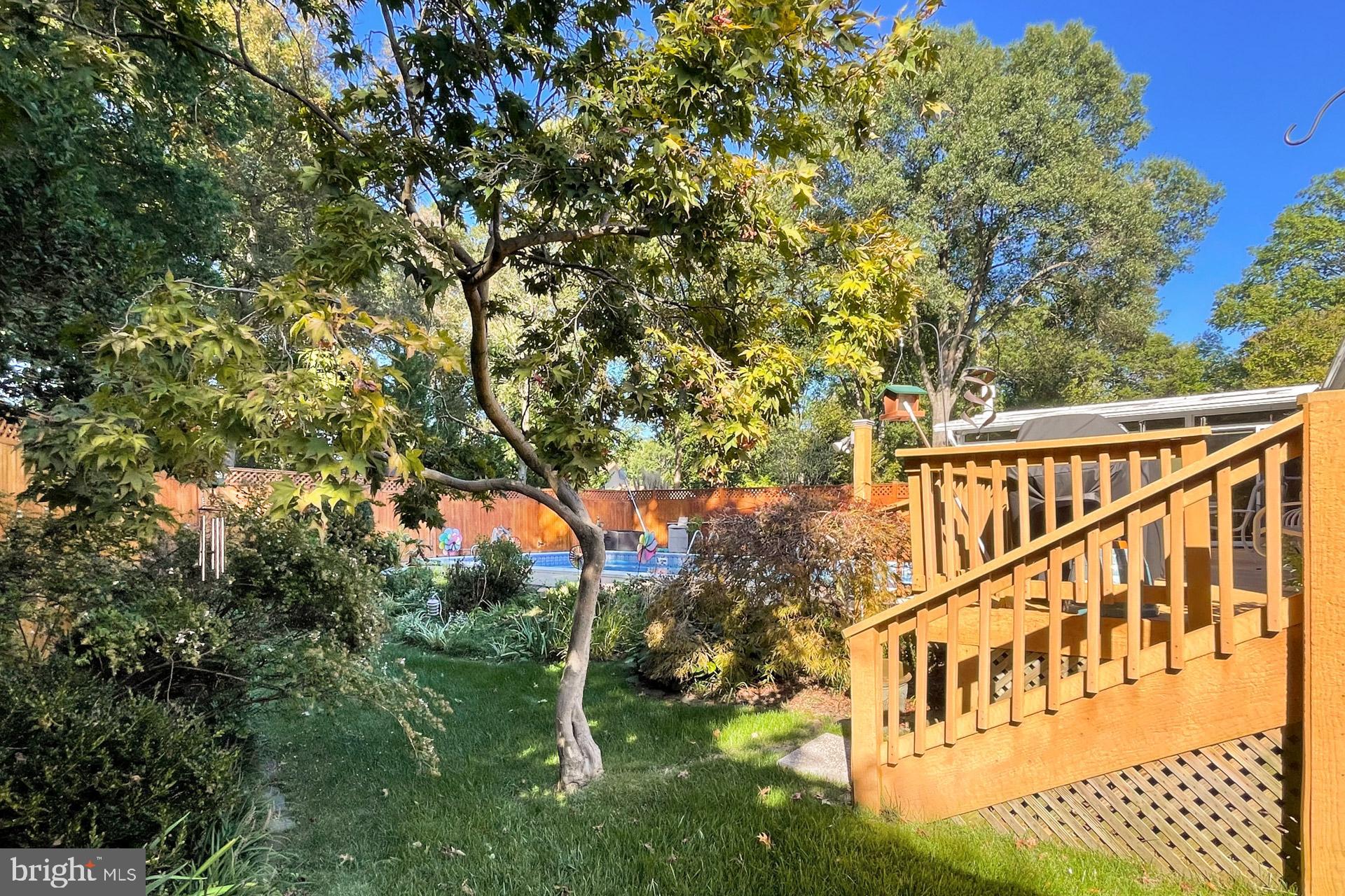 MOUNT VERNON MANOR - Residential