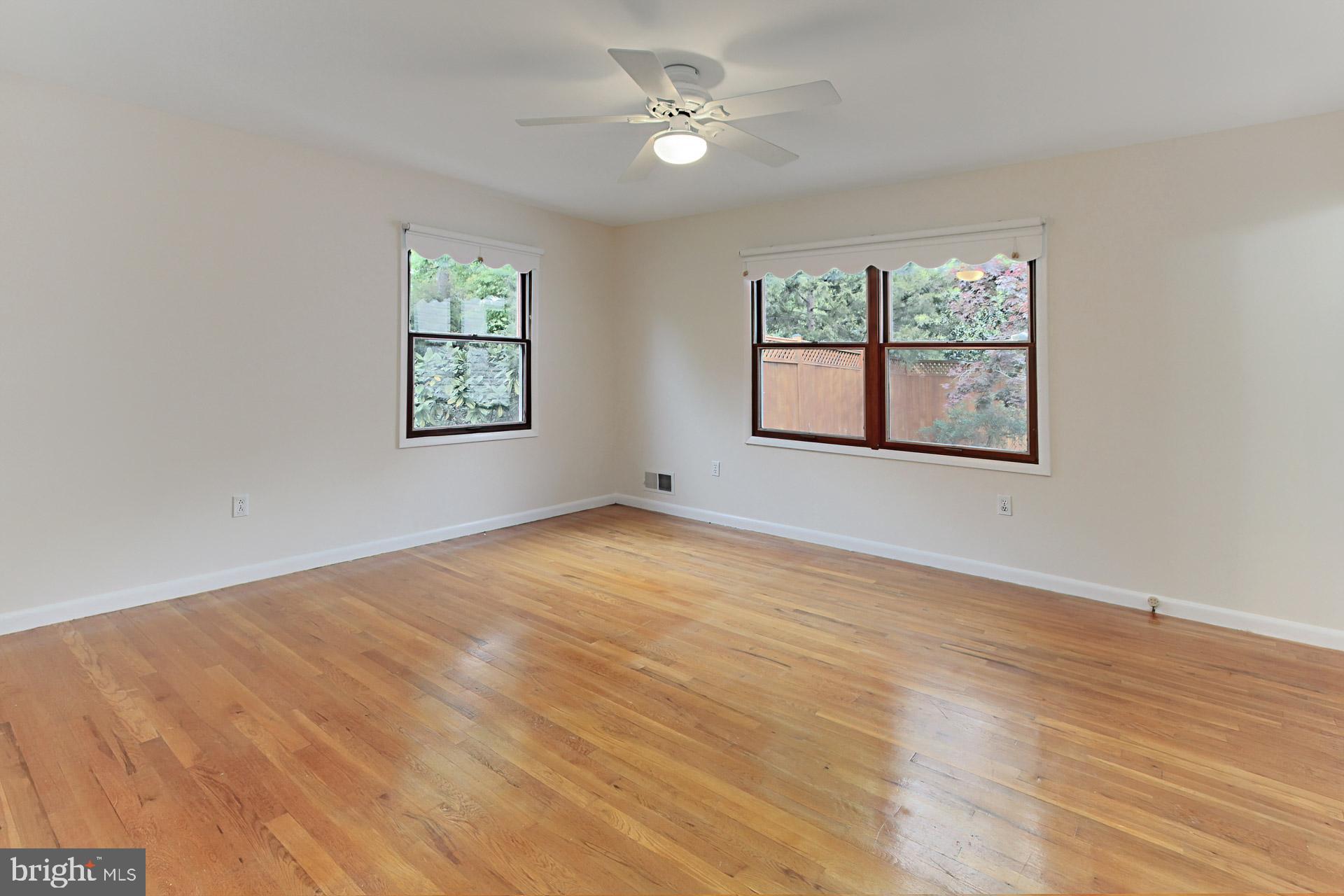 MOUNT VERNON MANOR - Residential