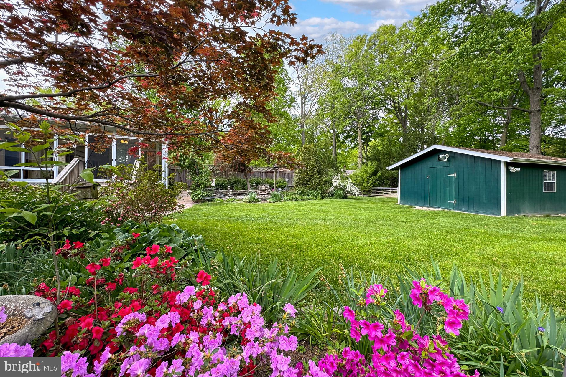 MOUNT VERNON MANOR - Residential