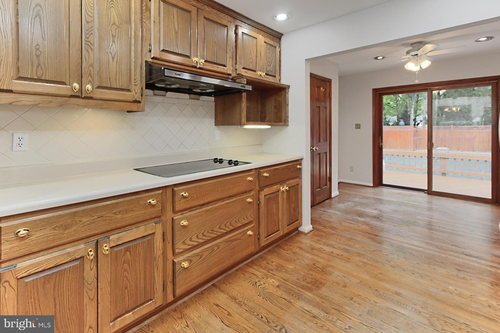 MOUNT VERNON MANOR - Residential