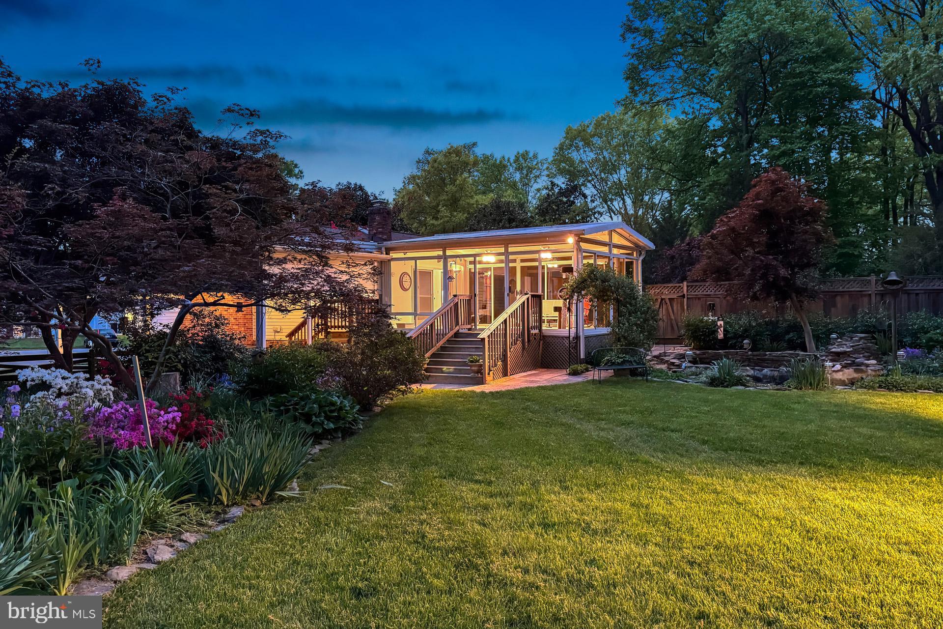 MOUNT VERNON MANOR - Residential