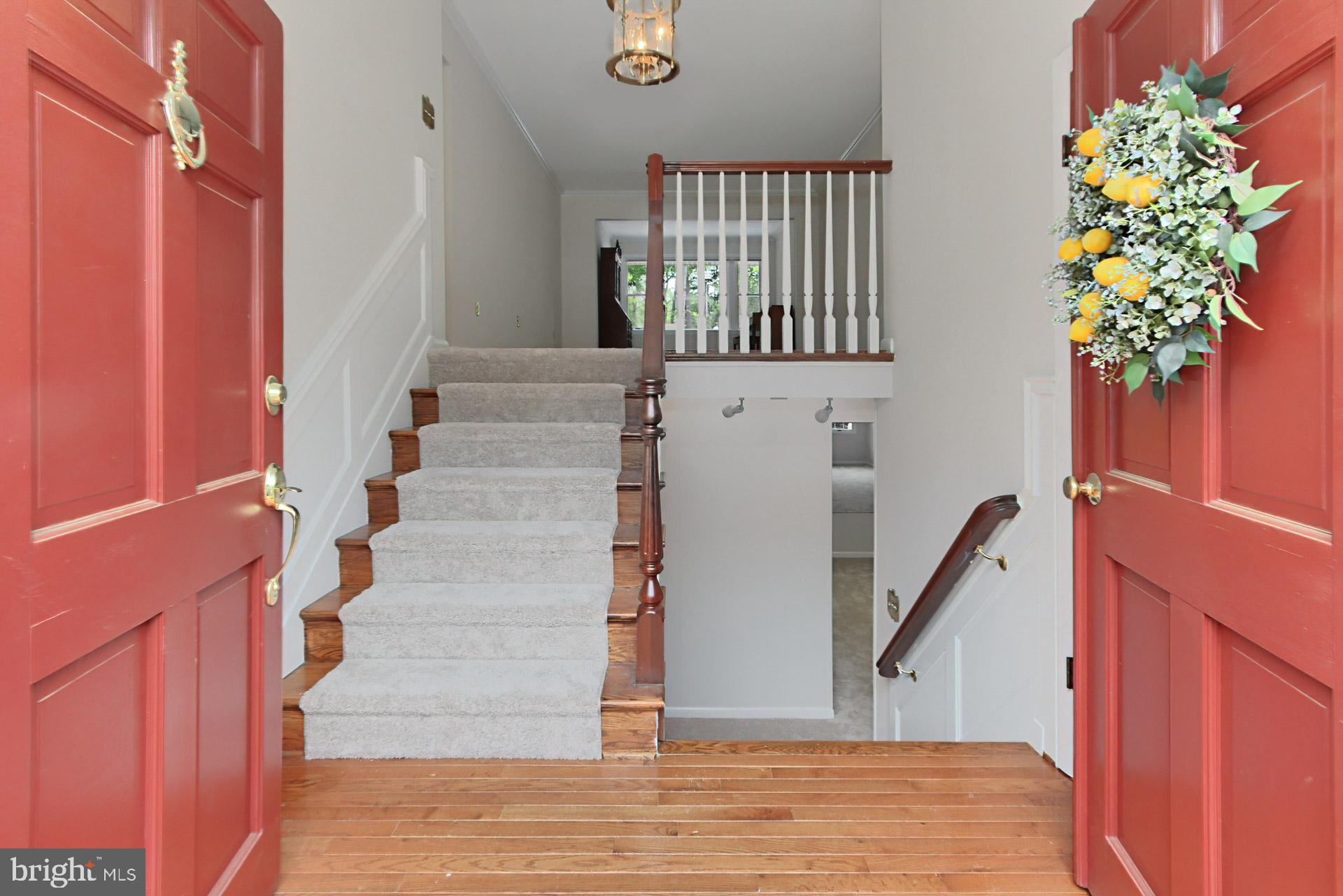 MOUNT VERNON MANOR - Residential