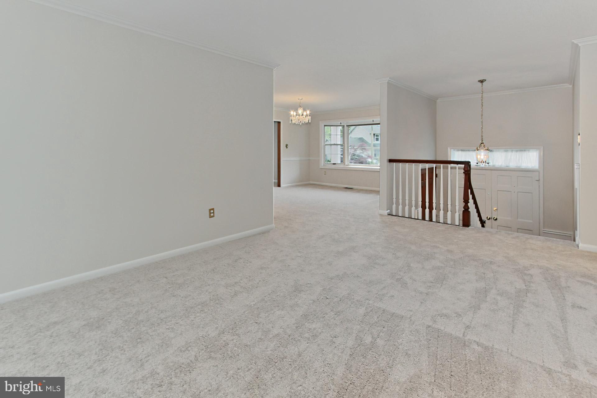 MOUNT VERNON MANOR - Residential