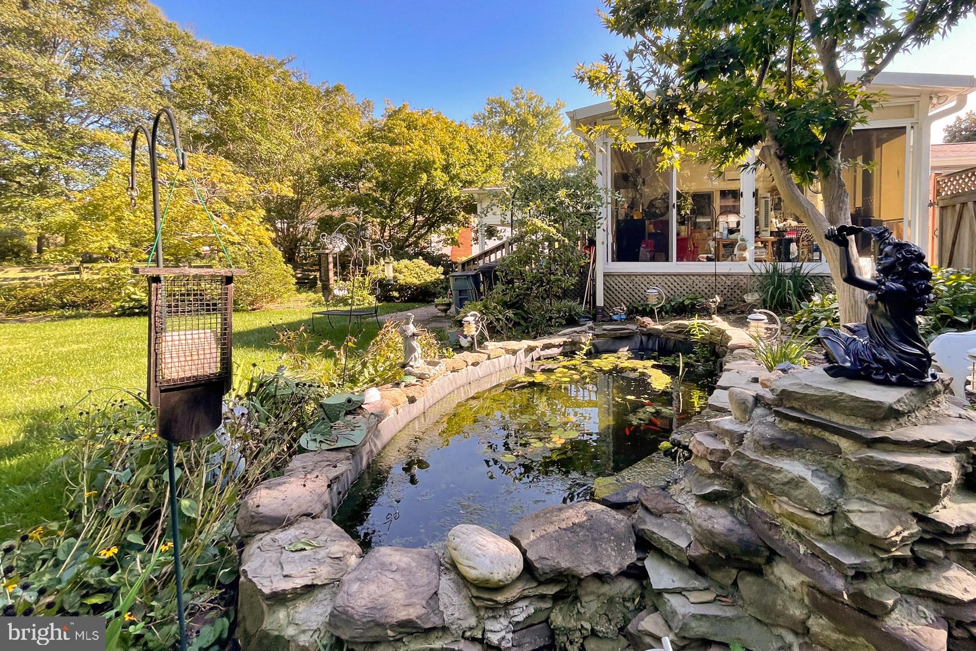 MOUNT VERNON MANOR - Residential