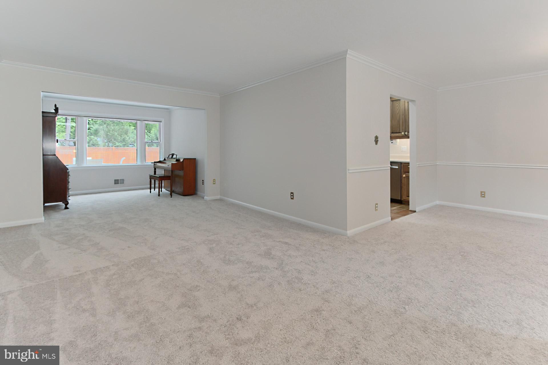 MOUNT VERNON MANOR - Residential