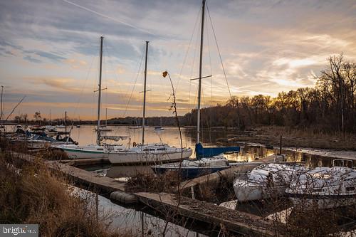 MOUNT VERNON MANOR - Residential