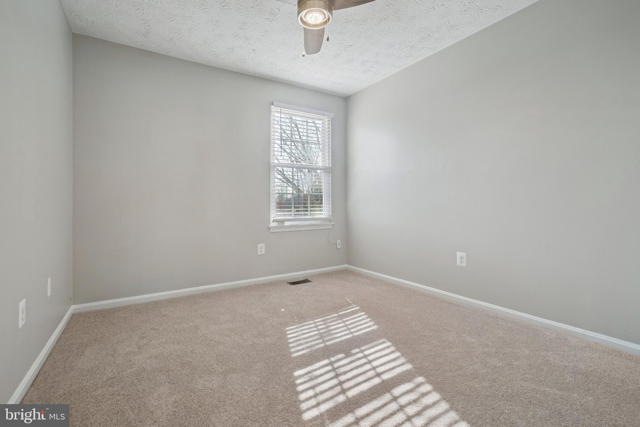 PINEDALE WOODS - Residential