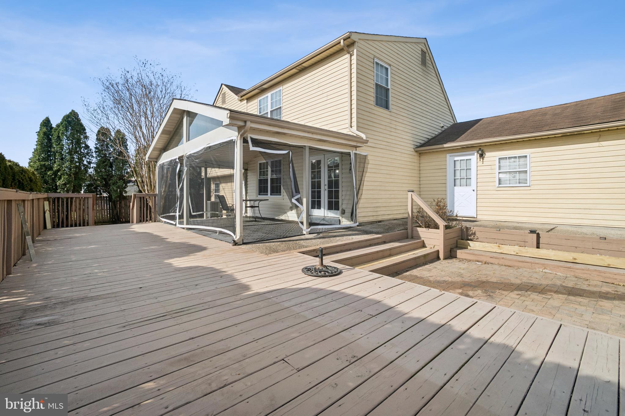 PINEDALE WOODS - Residential