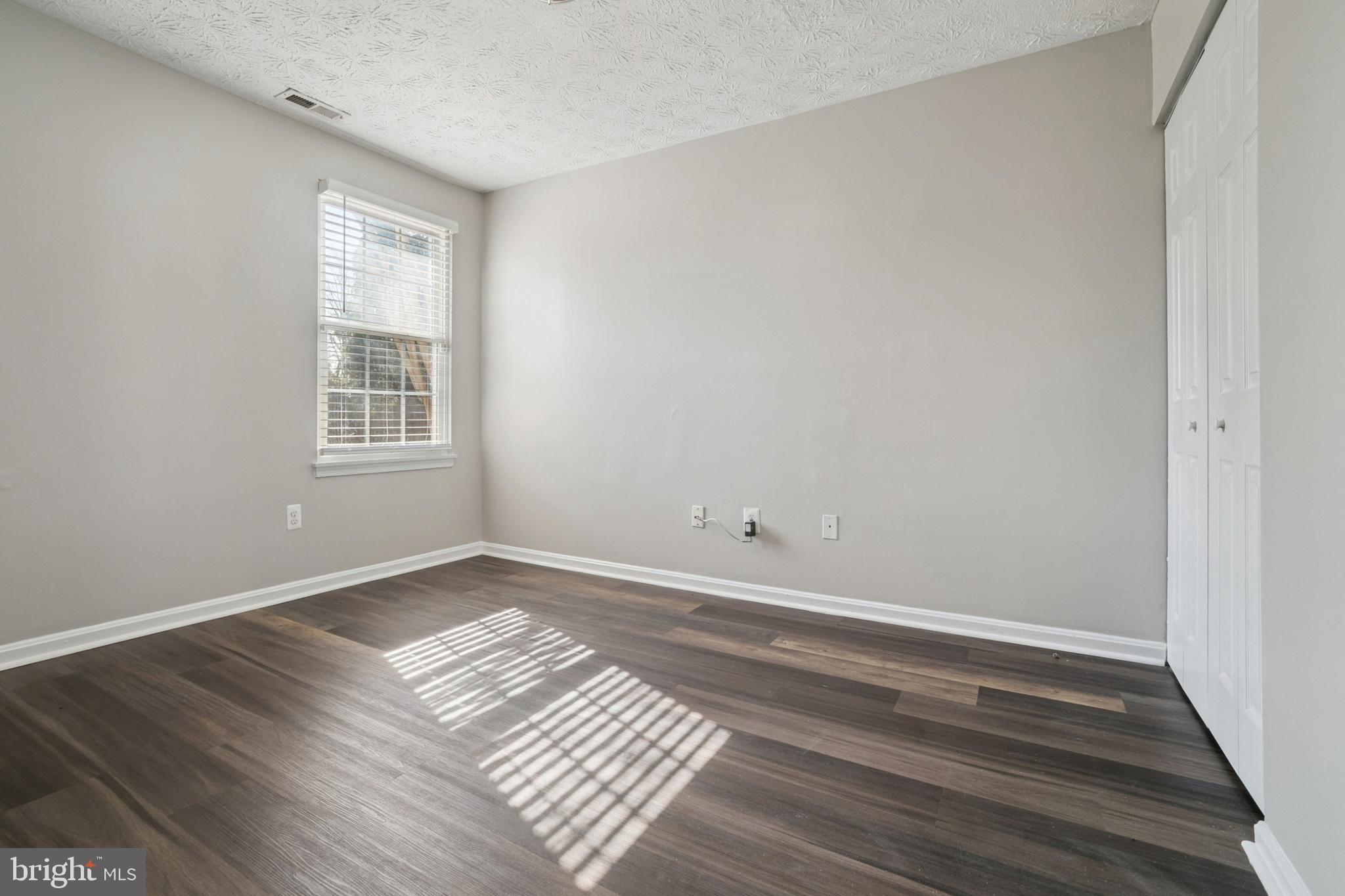 PINEDALE WOODS - Residential