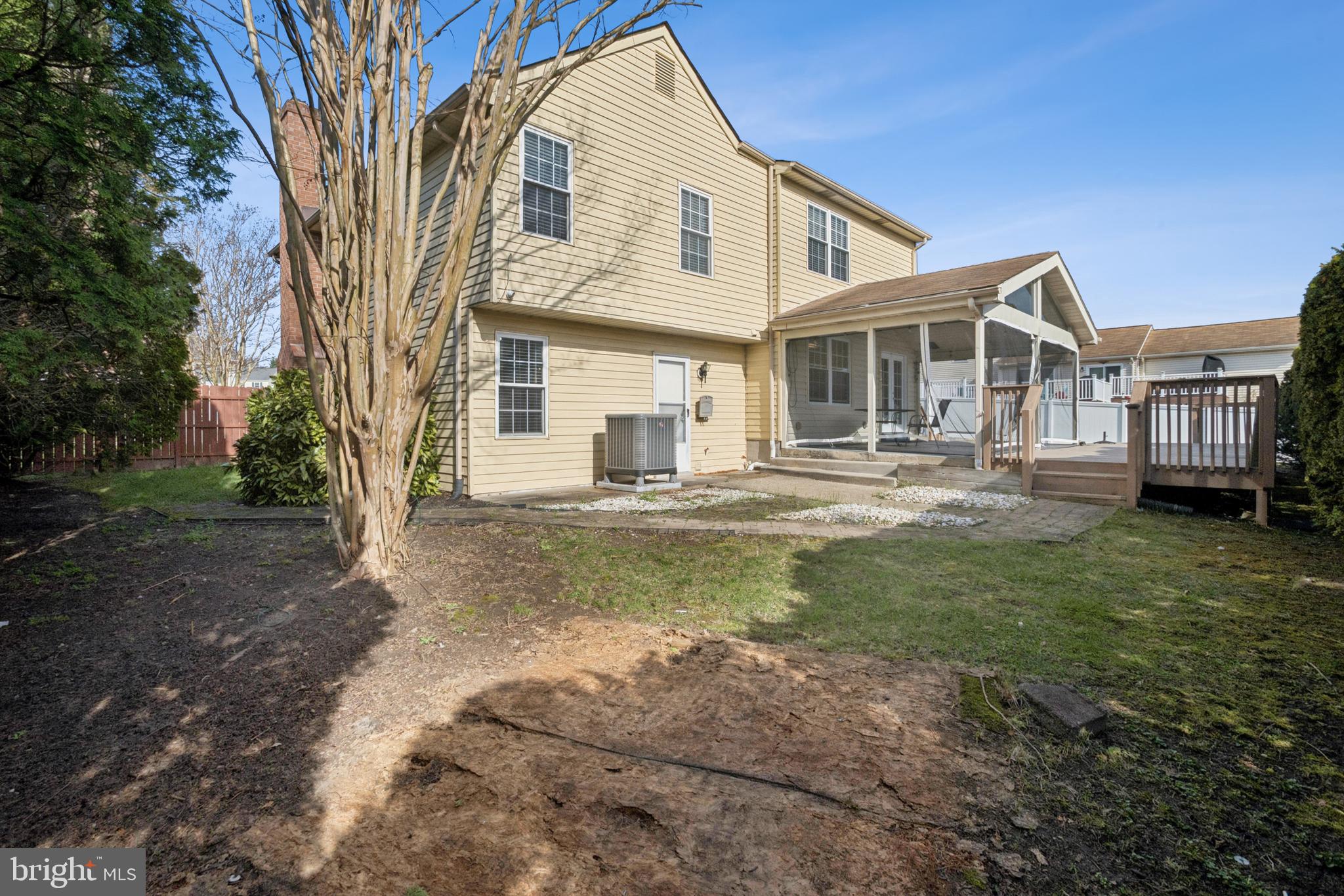 PINEDALE WOODS - Residential