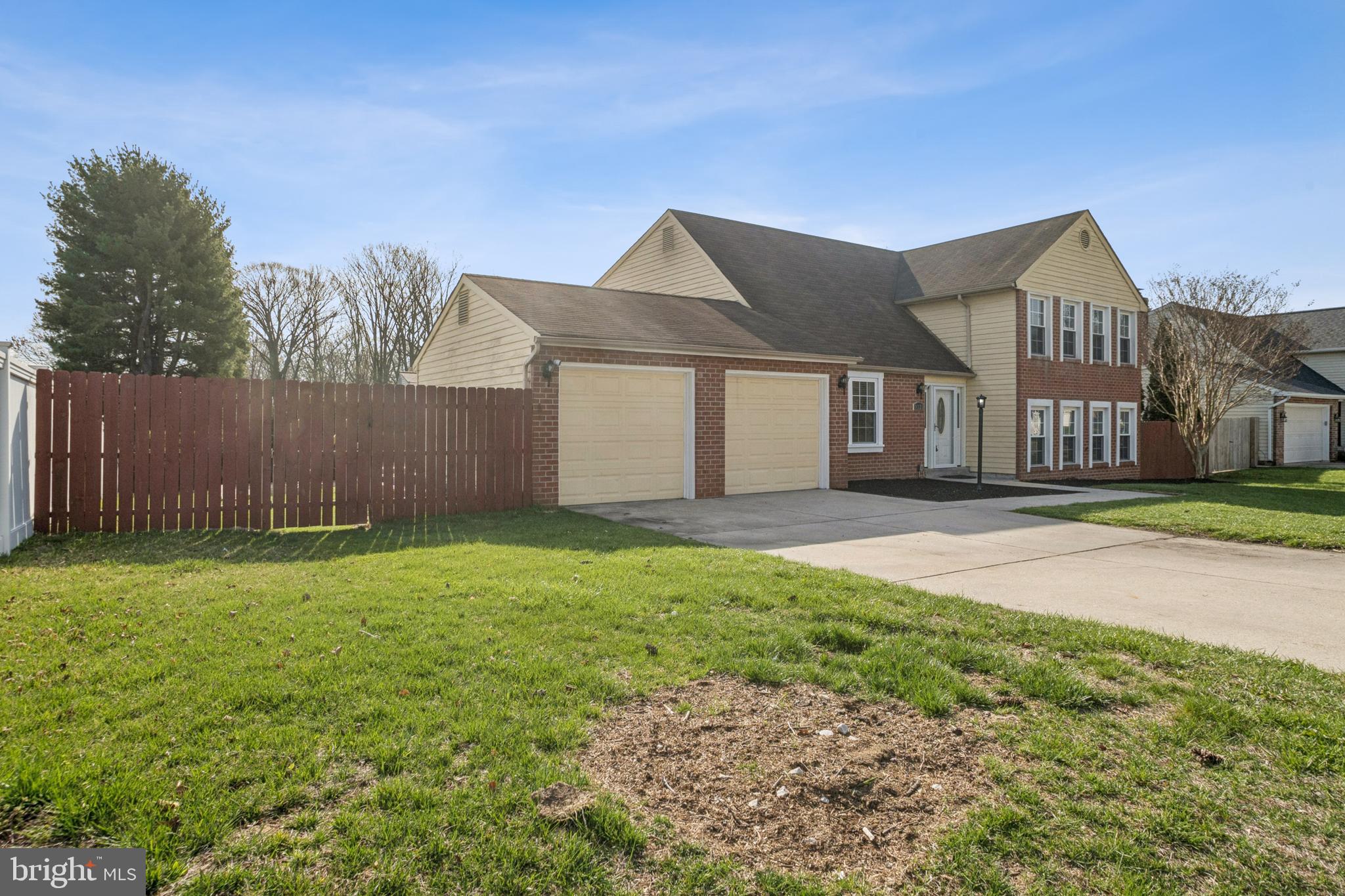 PINEDALE WOODS - Residential