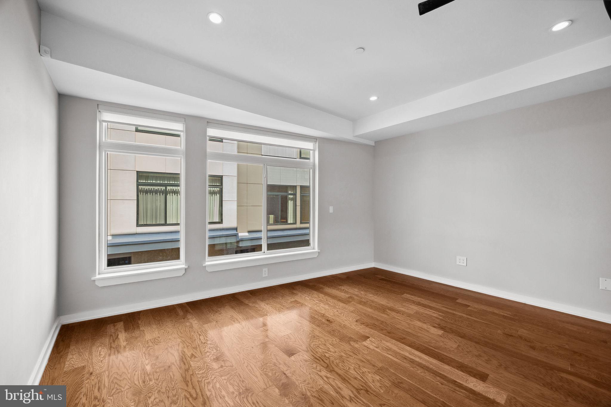 SOUTH KENSINGTON - Residential