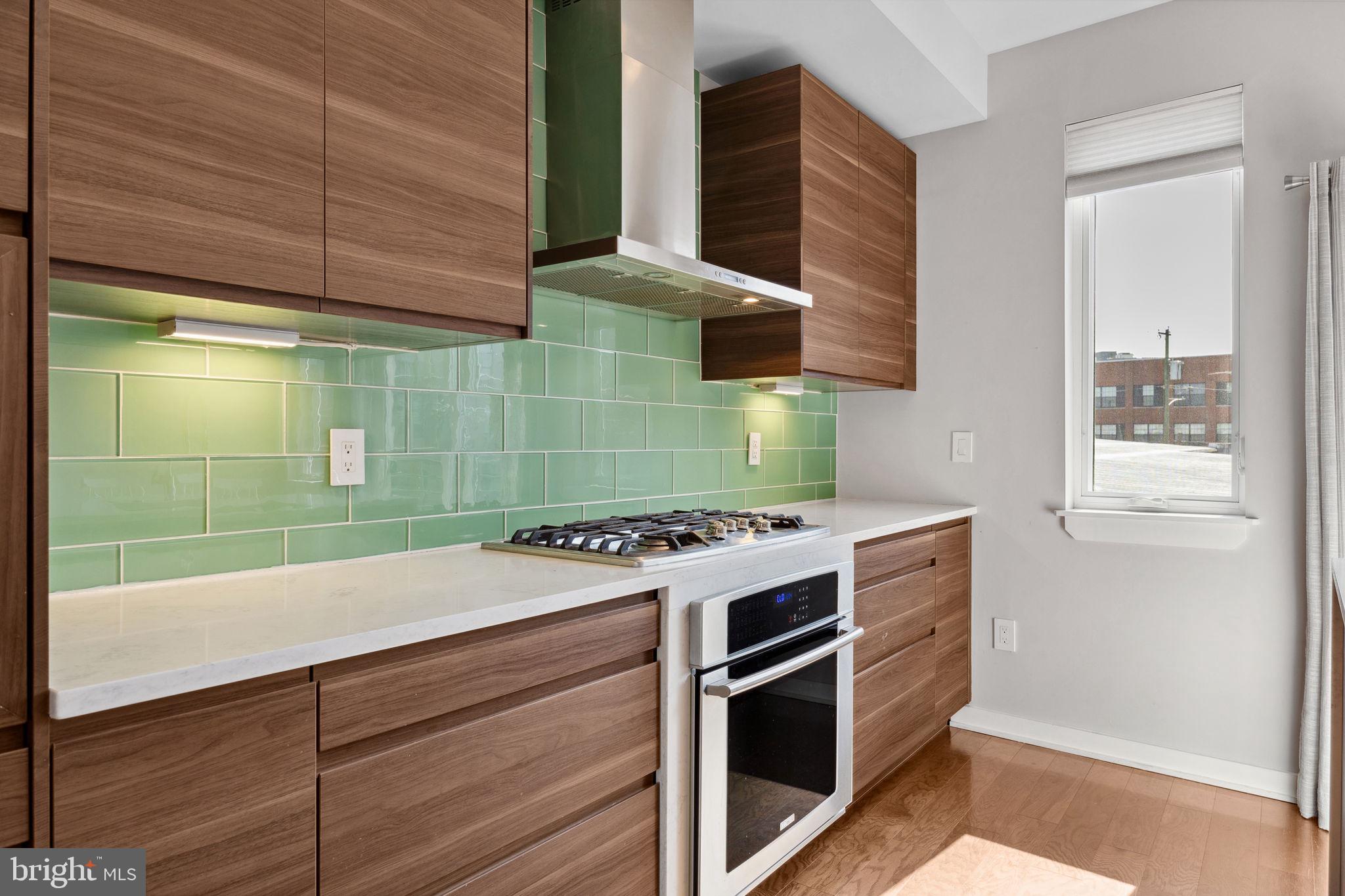 SOUTH KENSINGTON - Residential