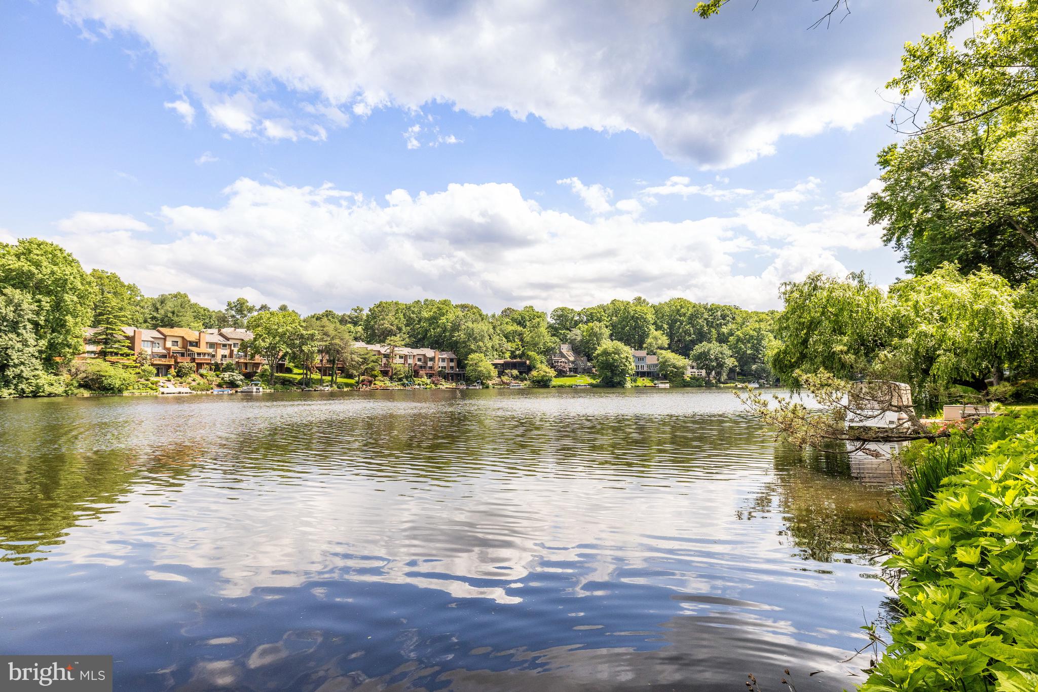 RESTON - Residential