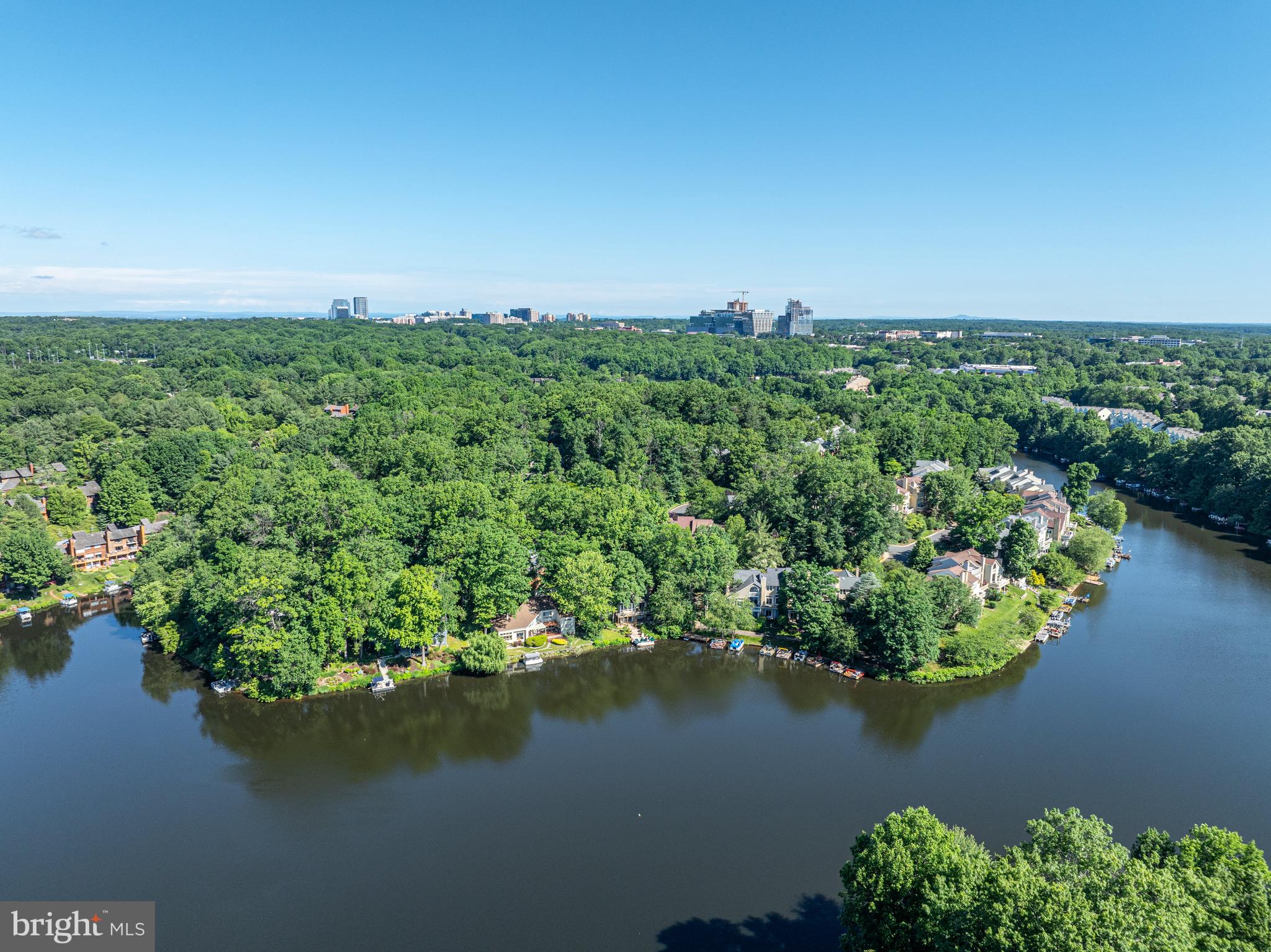 RESTON - Residential