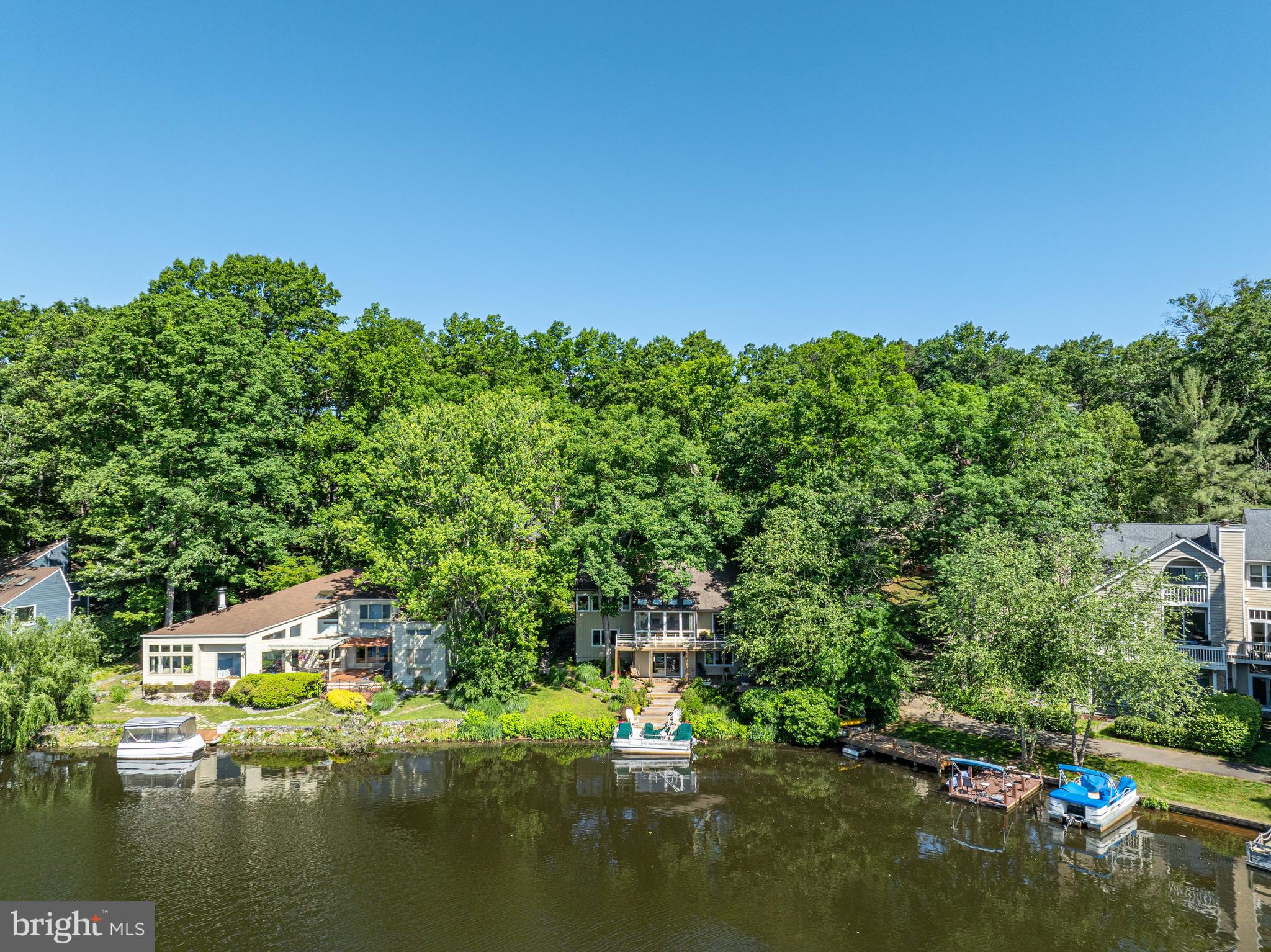 RESTON - Residential