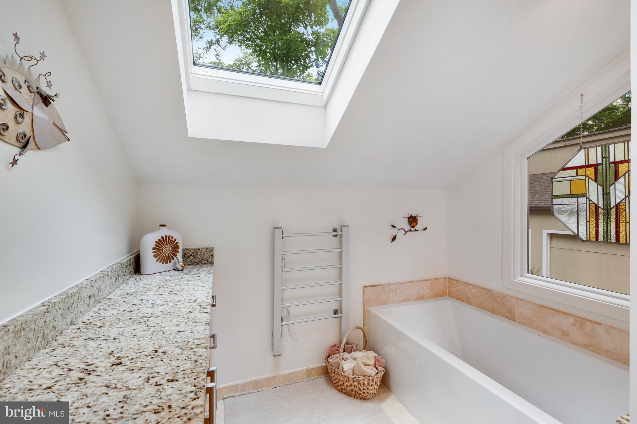 RESTON - Residential