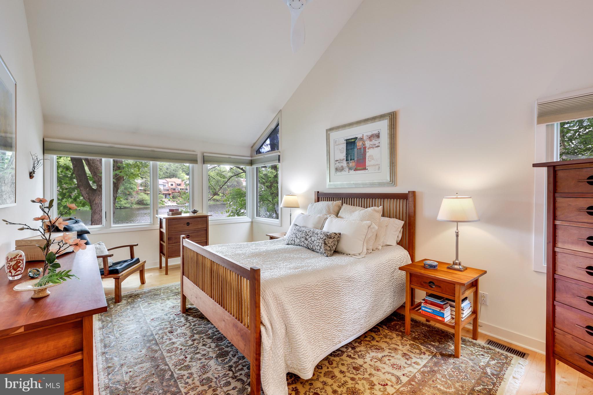 RESTON - Residential