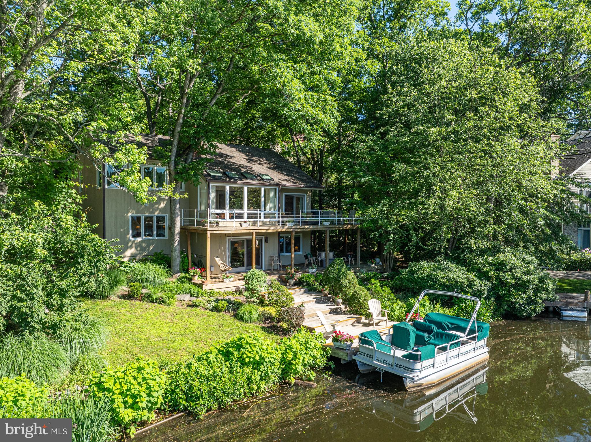 RESTON - Residential