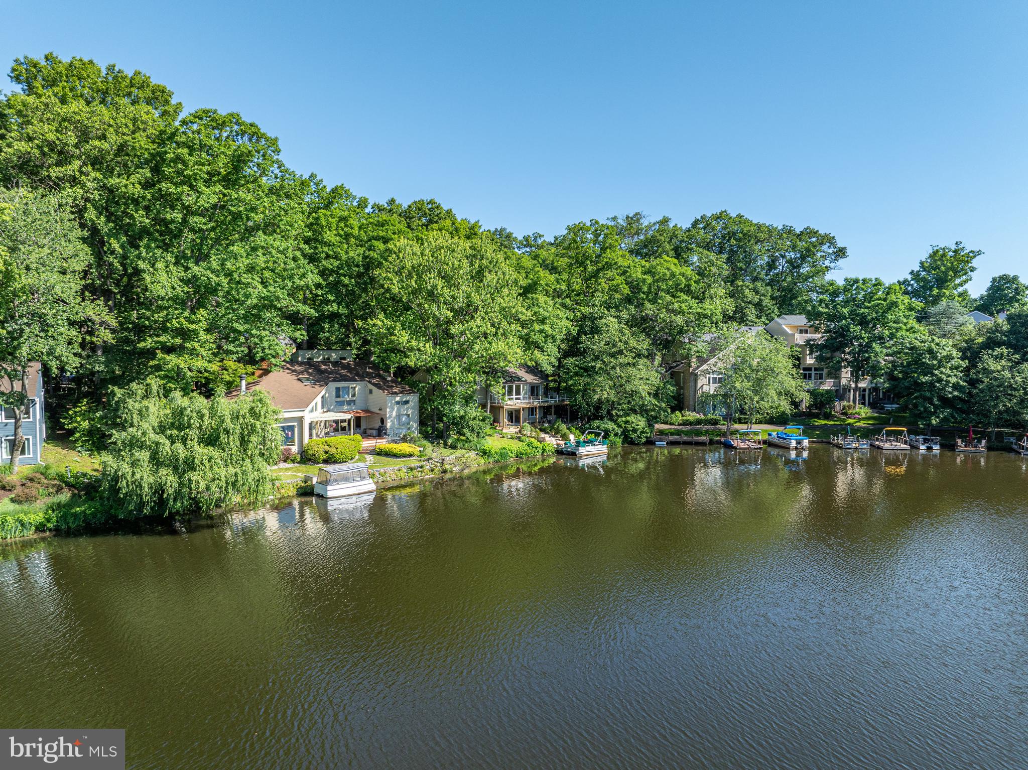 RESTON - Residential